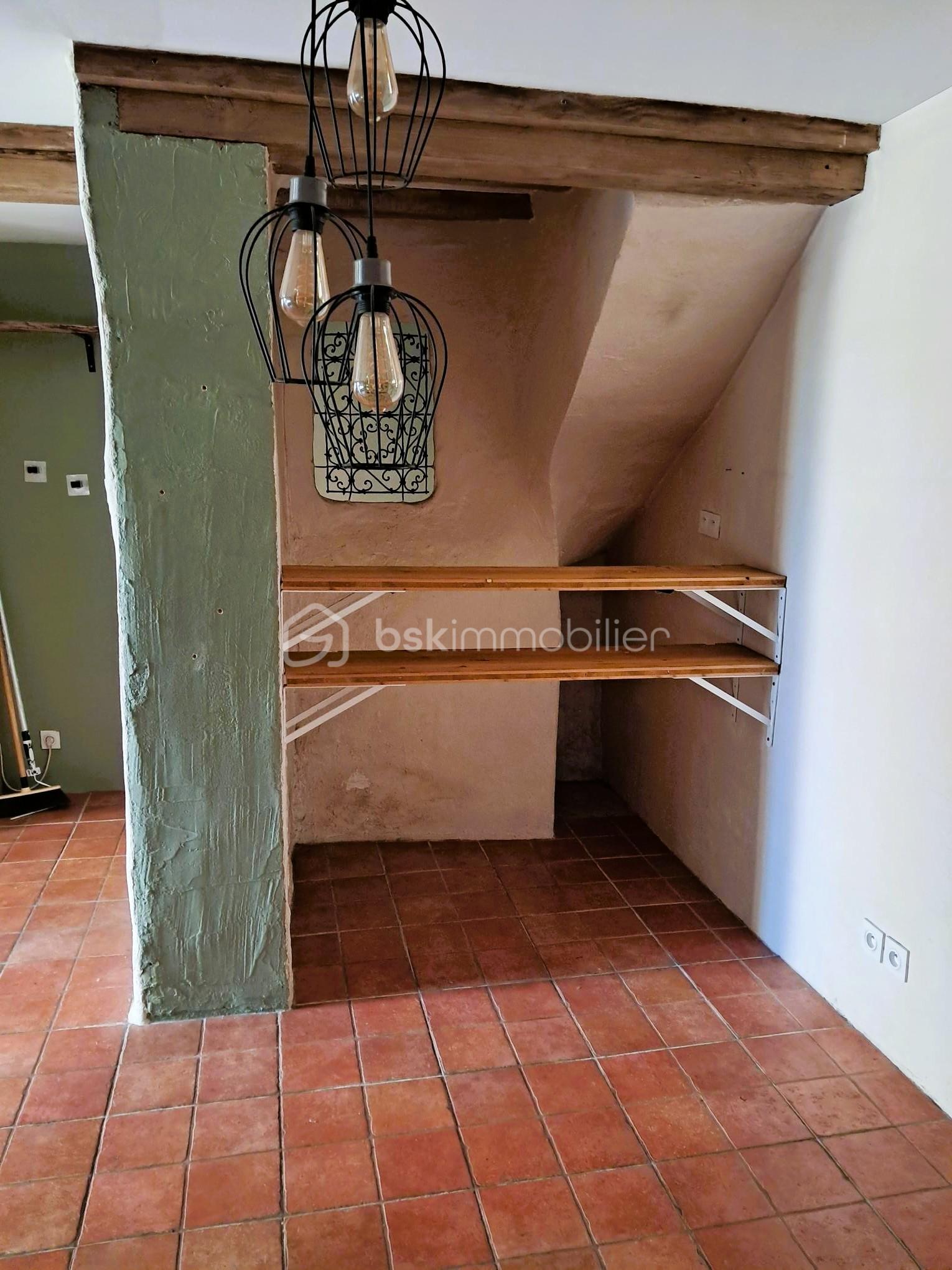 Maison ancienne de 87 m² - 6 - cuisine.jpg