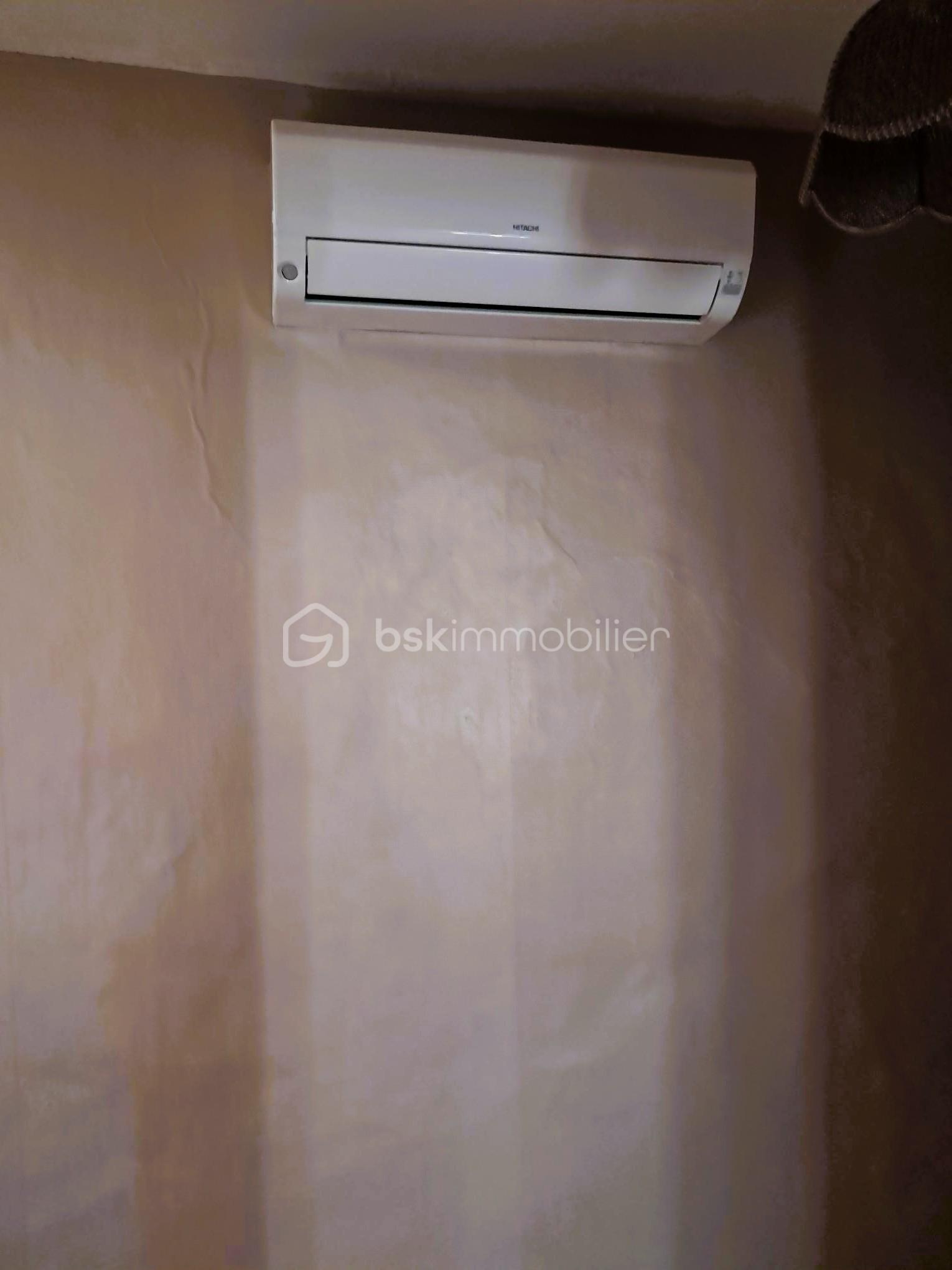 Maison ancienne de 87 m² - 19- climatisation.jpg