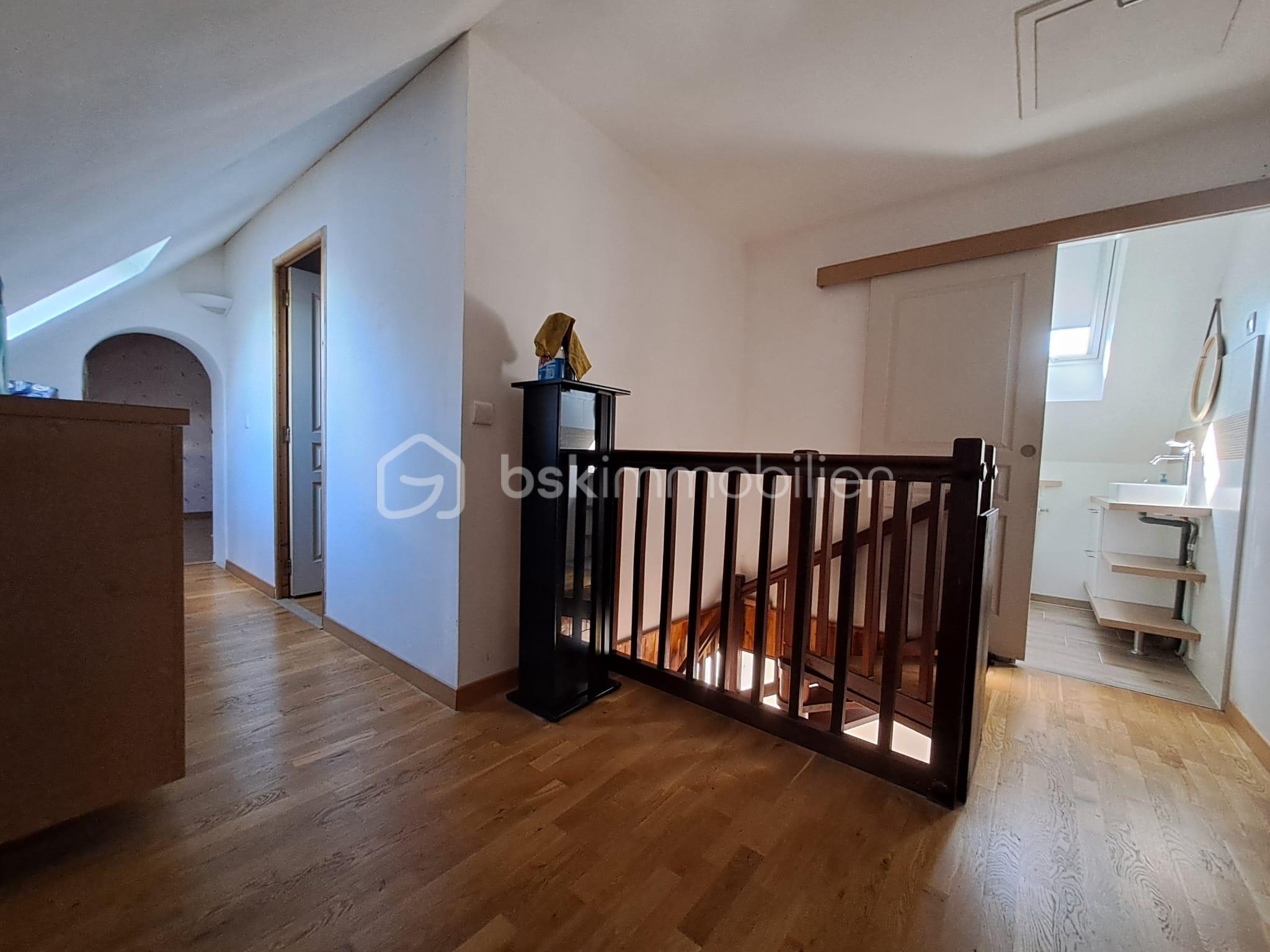 Maison de ville de 122 m² - IMG-20250908-WA0042.jpg