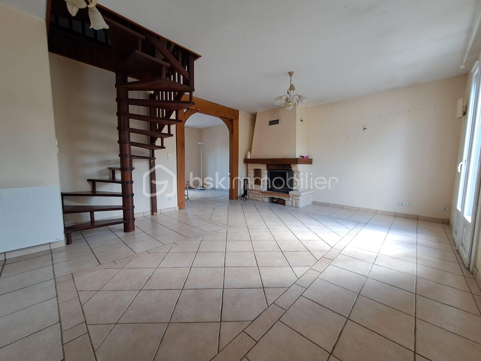 Maison de ville de 122 m² - IMG-20250908-WA0070.jpg