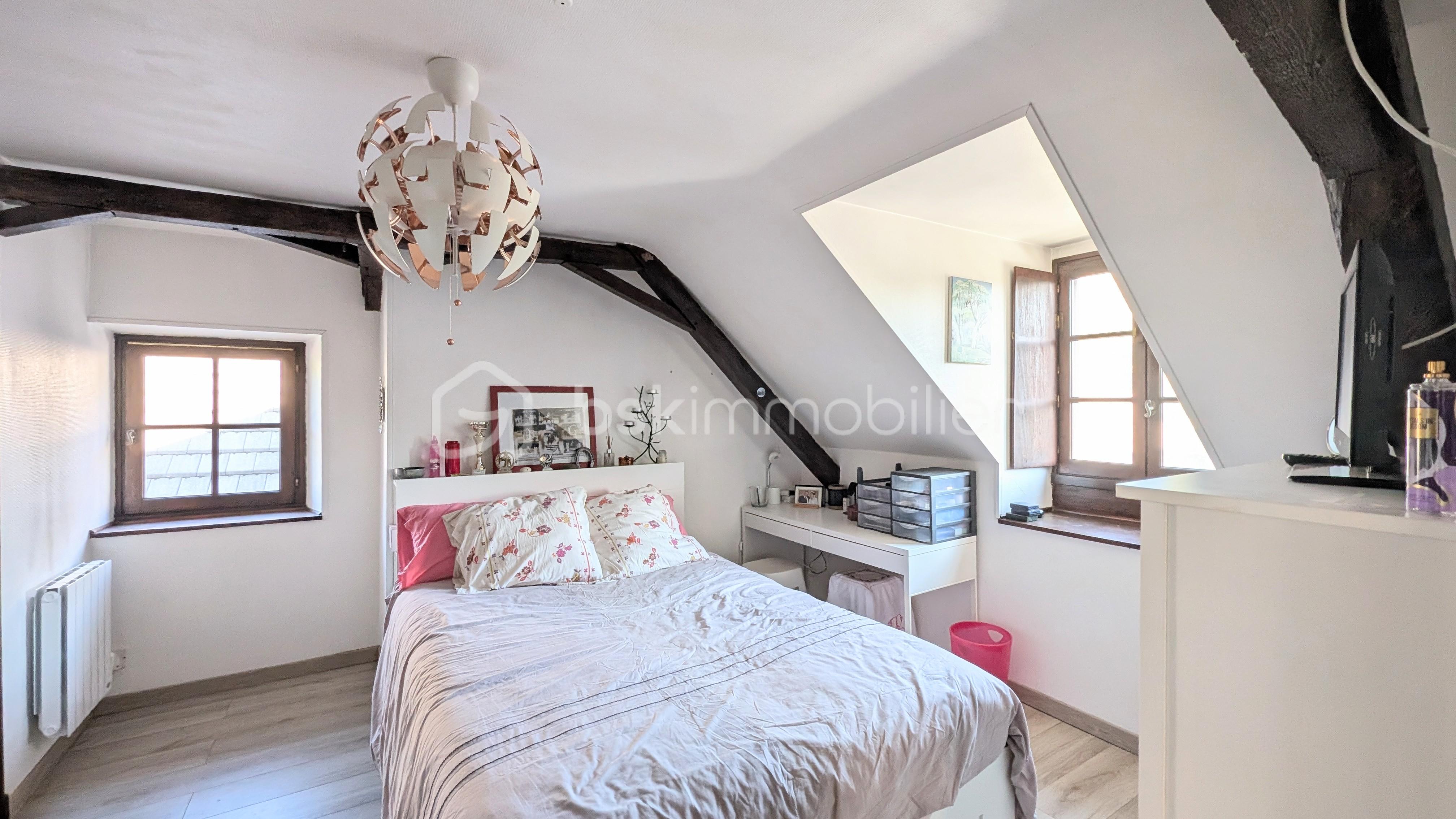 chambre avec rangement point d'eau achat grange morlaas maison a renover morlaas achat maison atypique achat ensemble immobilier morlaas grange sedz.jpg