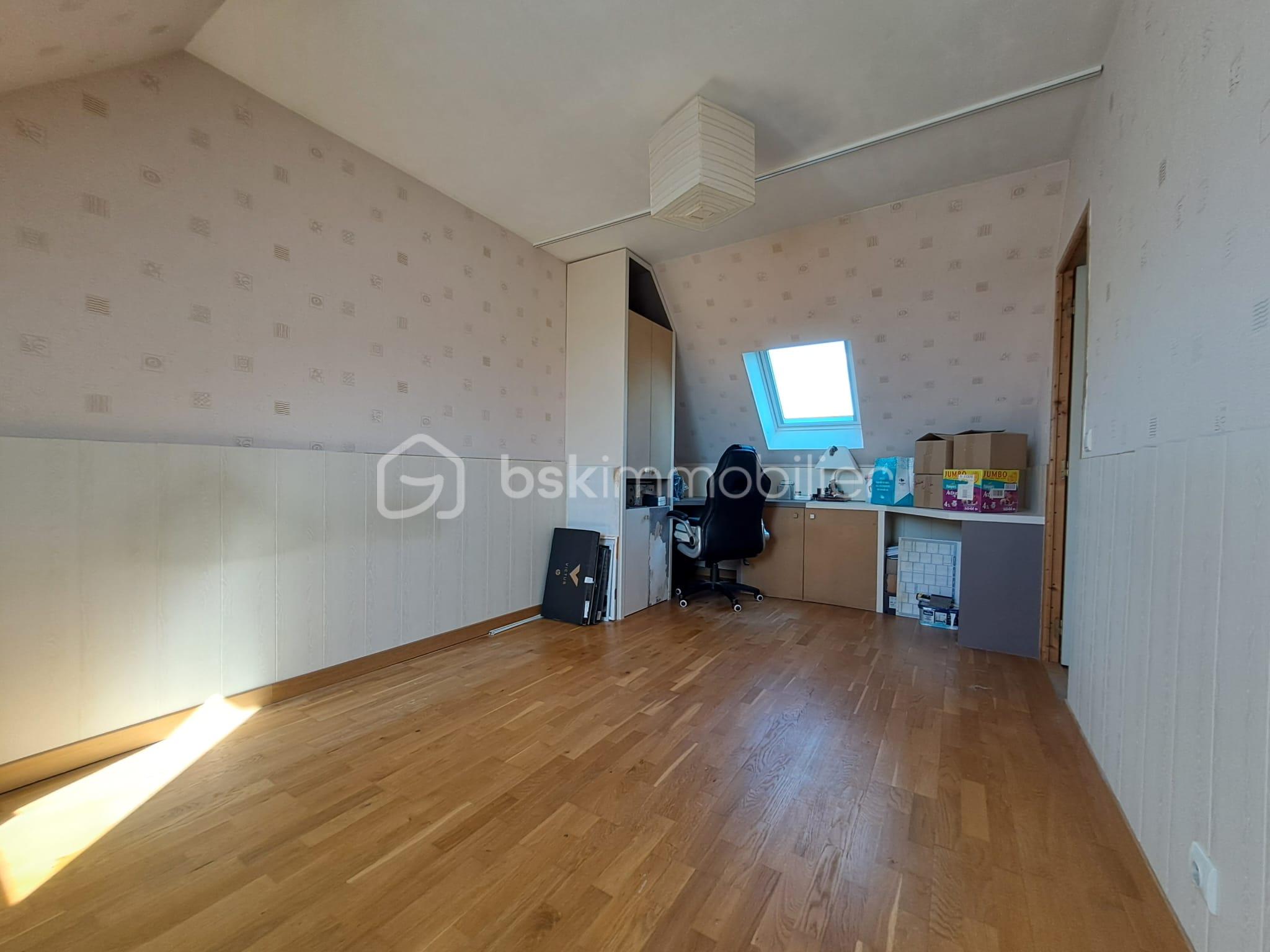 Maison de ville de 122 m² - IMG-20250908-WA0018.jpg