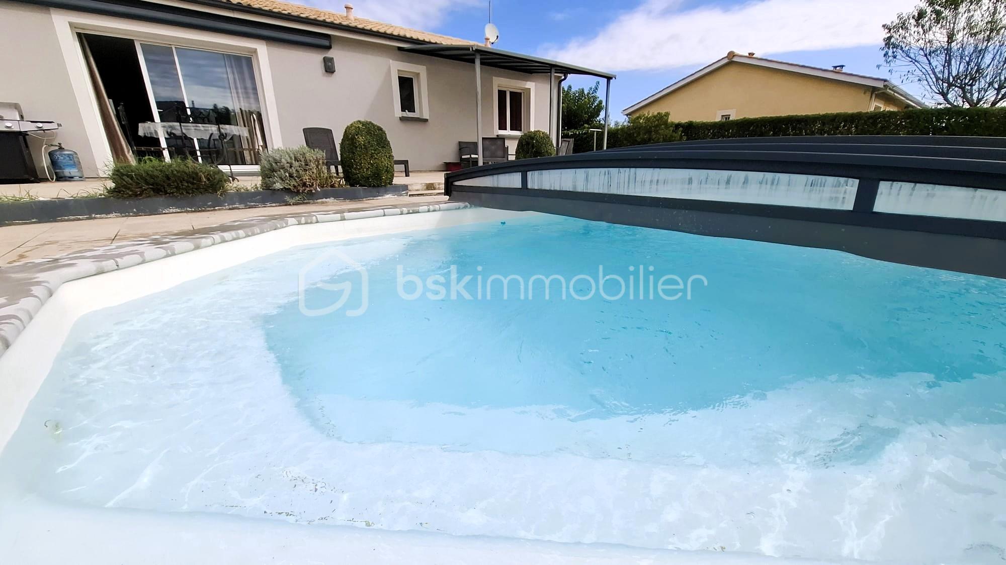 Maison traditionnelle de 88 m² - WhatsApp Image 2025-09-26 à 13.23.43_eb53a241.jpg
