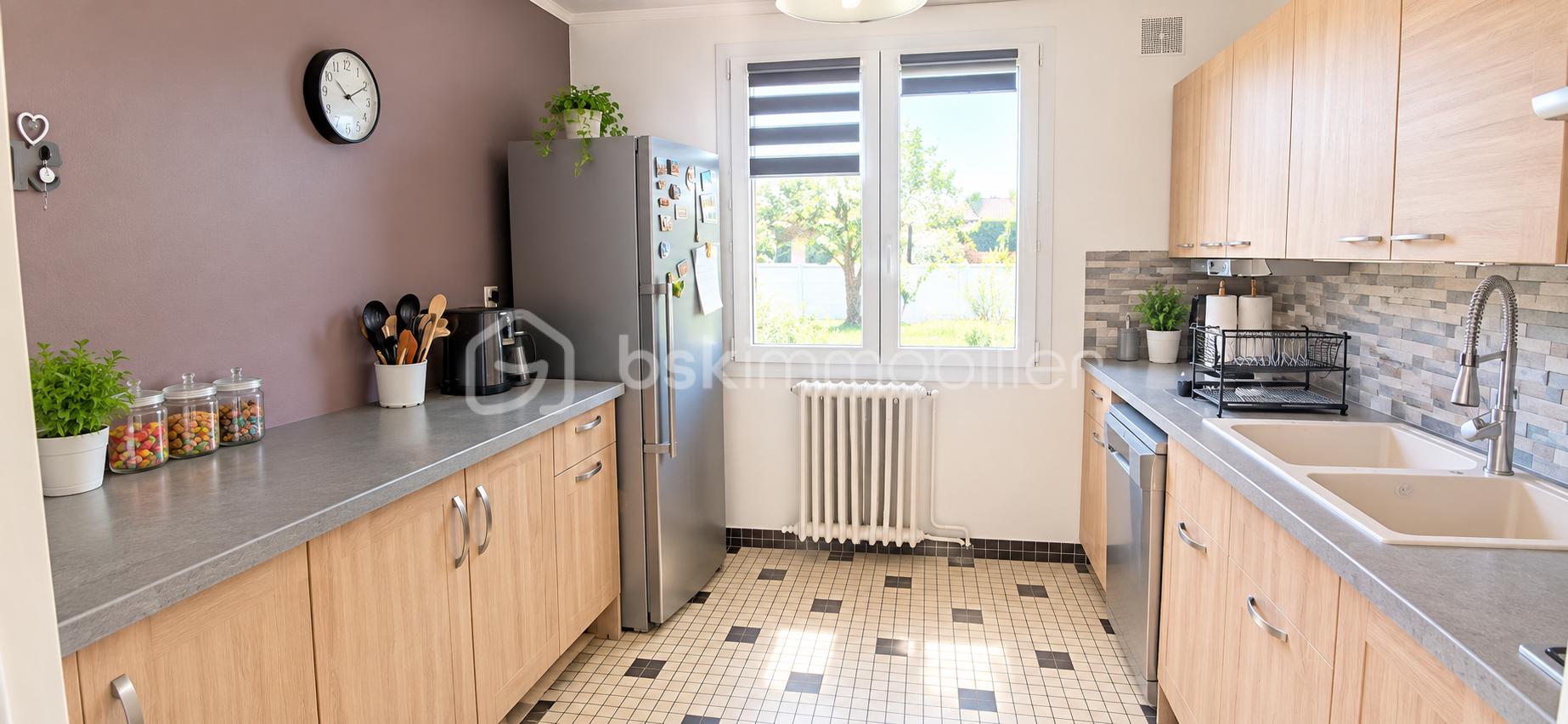 Cuisine moderne lumineuse et accueillante.png