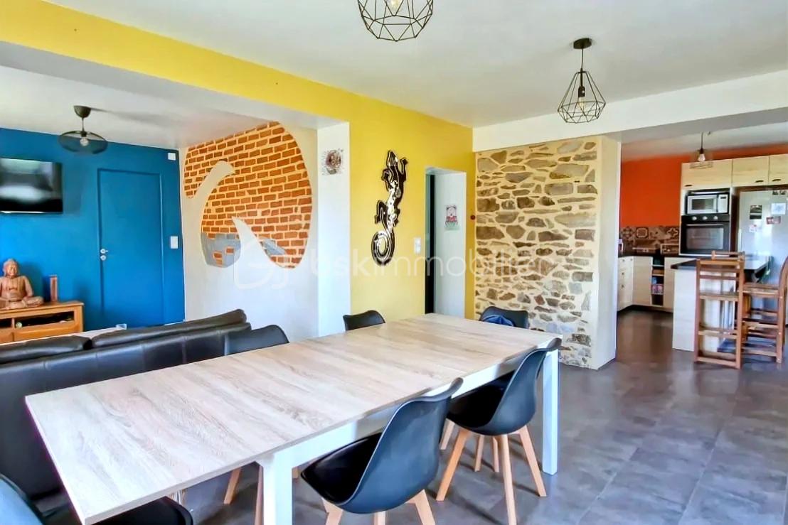 hoqi-478dd9f52520452b8a30d1d41ef0aadf (1) - Copie.jpg