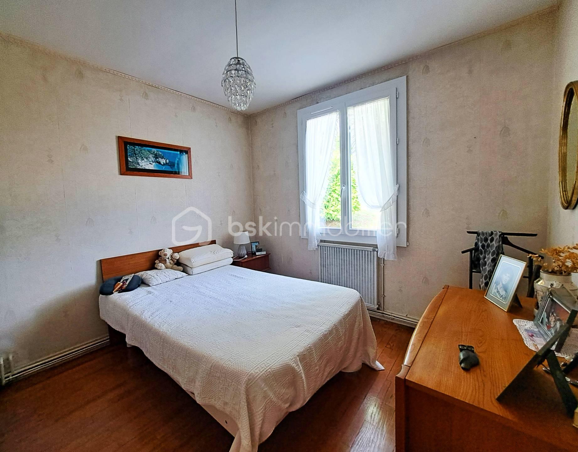 chambre 1 rdc.jpg