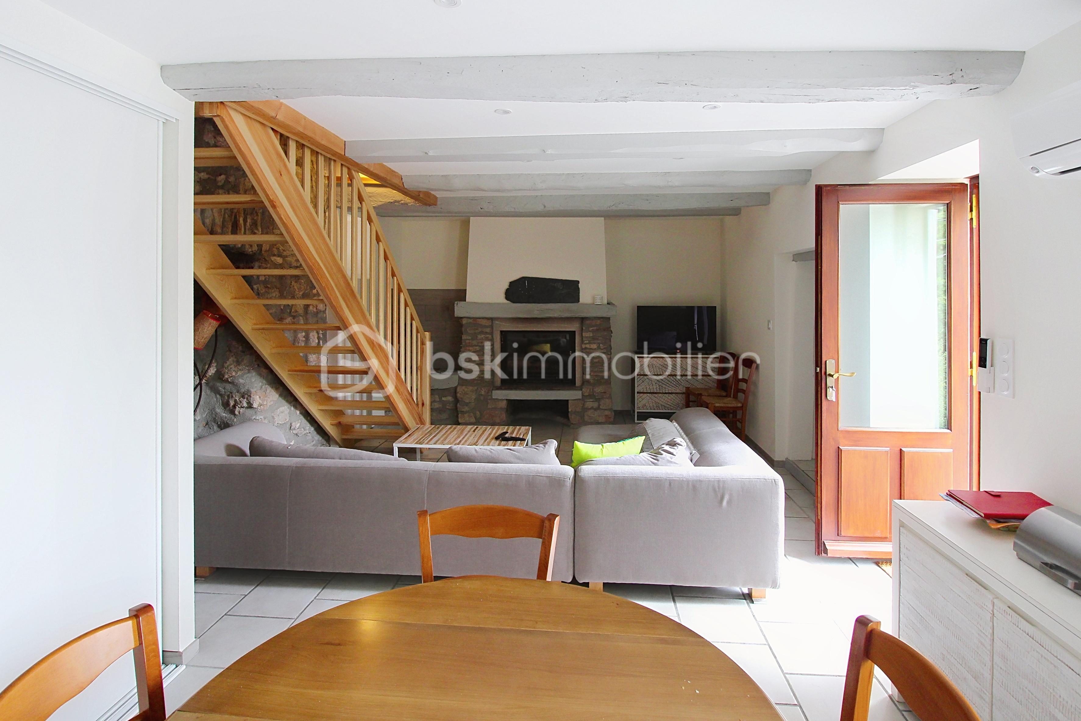 Maison de 120 m² - demo-tour-10-main-street_00012.jpeg