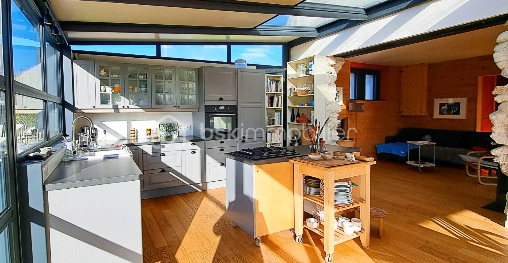 Maison de 105 m² - cuisine salon.jpg