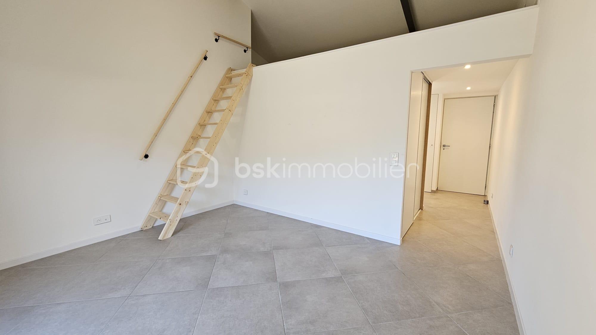 WhatsApp Image 2026-04-07 at 11.37.01 (3).jpeg