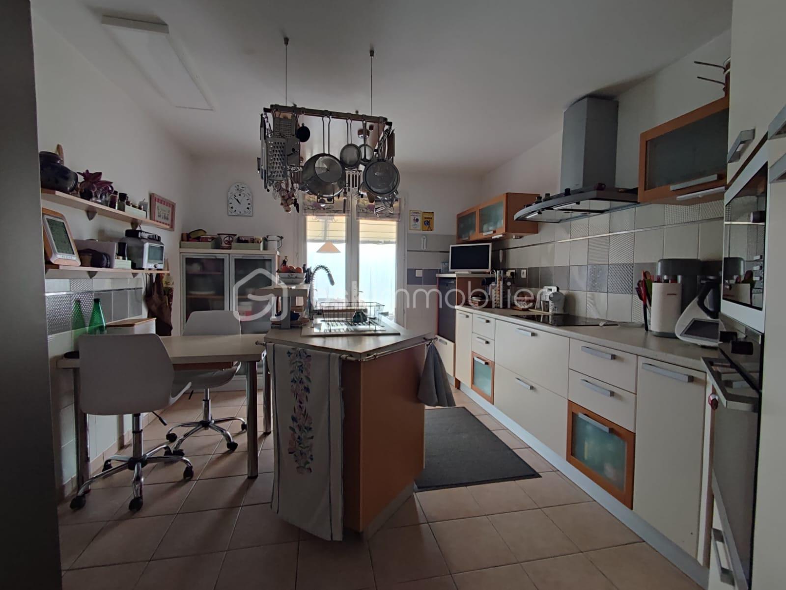 Maison traditionnelle de 141 m² - IMG-20250124-WA0015.jpg