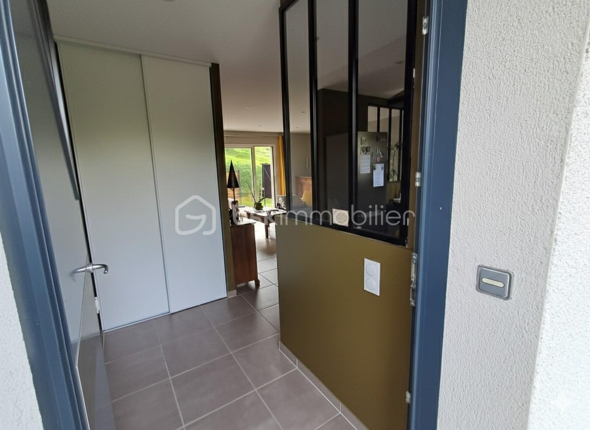Maison contemporaine de 80 m² - thumbnail_1760430456832.jpg