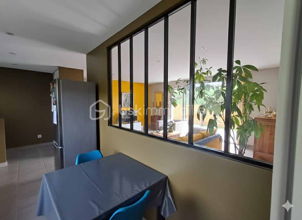 Maison contemporaine de 80 m² - thumbnail_image.jpg