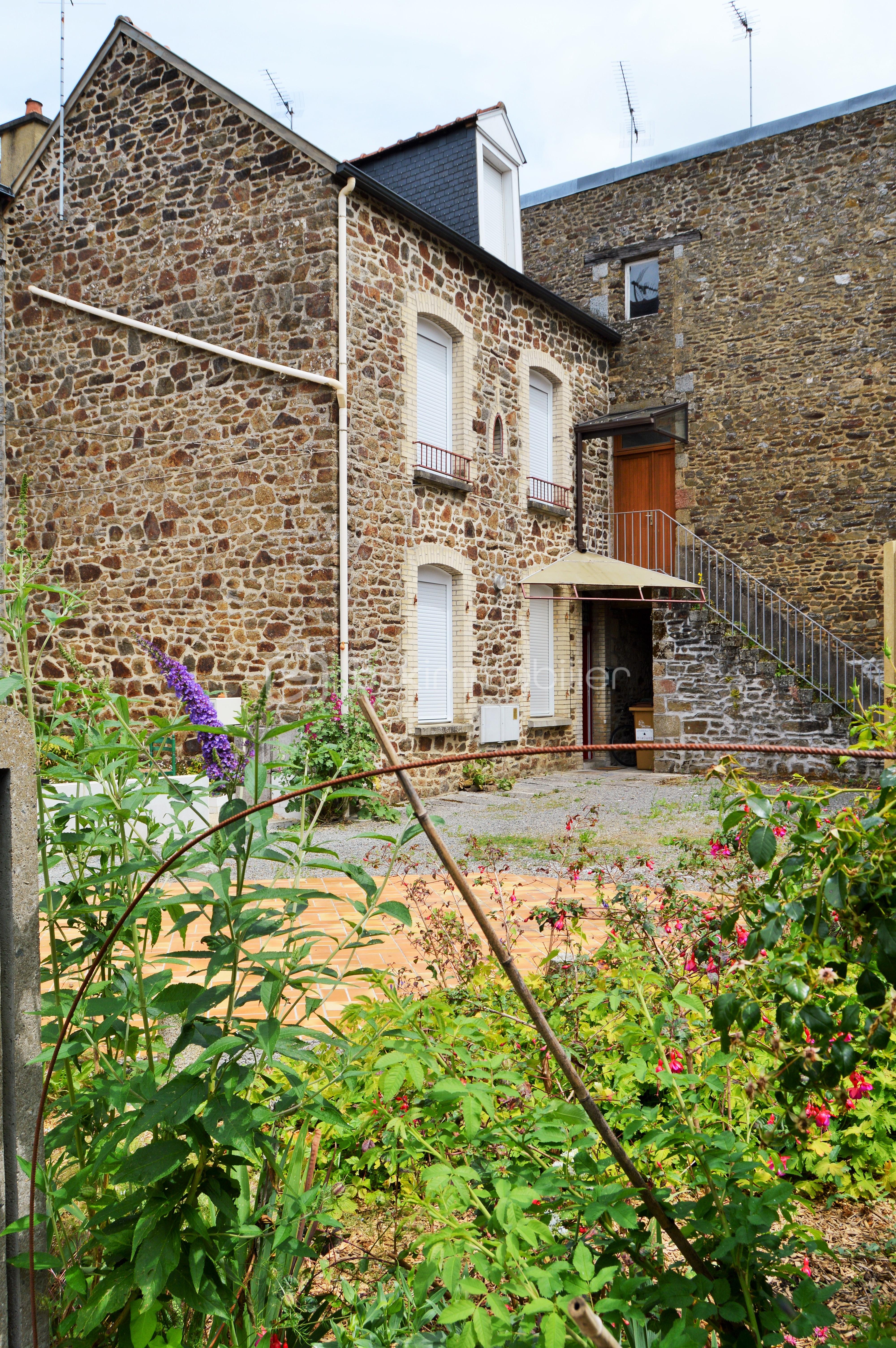 Maison en pierre de 88,09 m² - DSC_0041.JPG