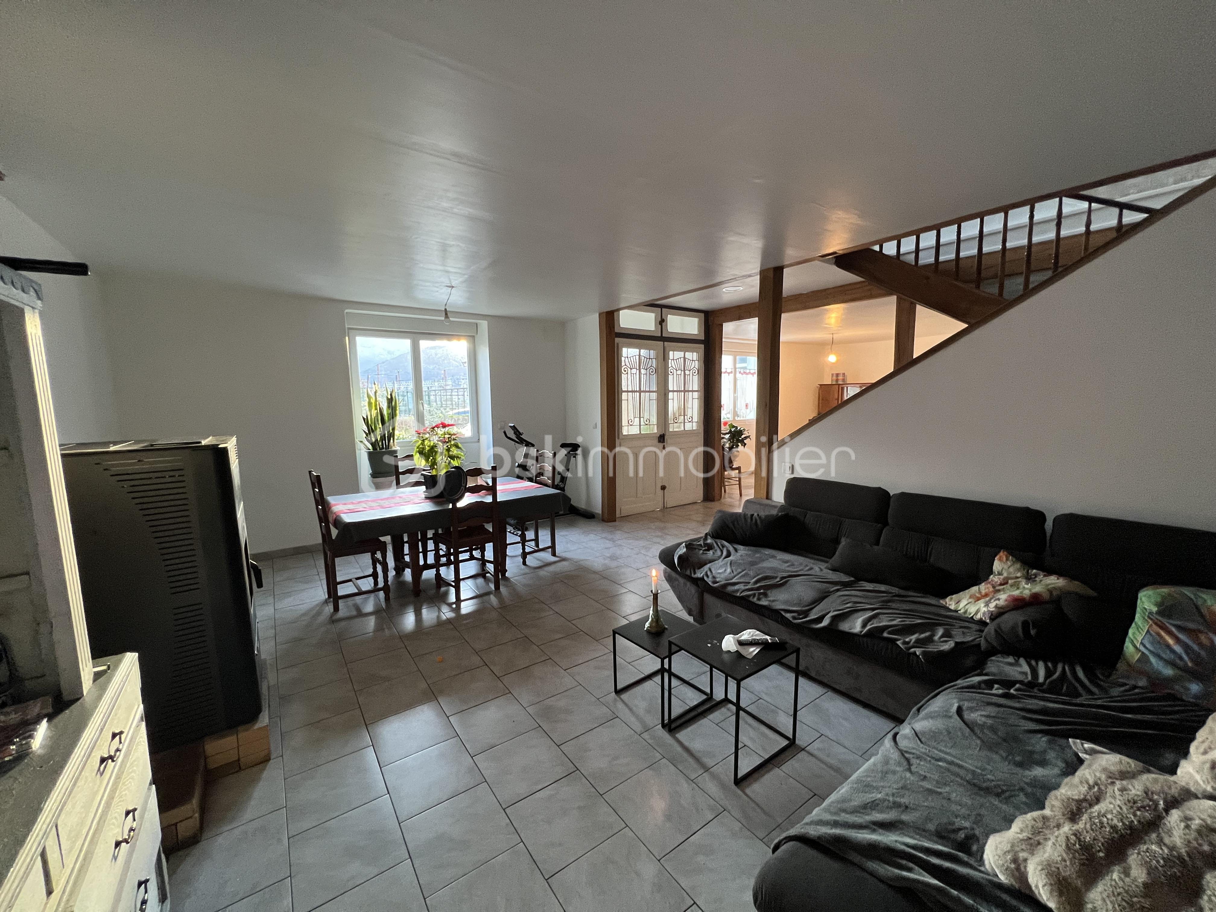 Immeuble de 300 m² - tempImageKbhRIb.png