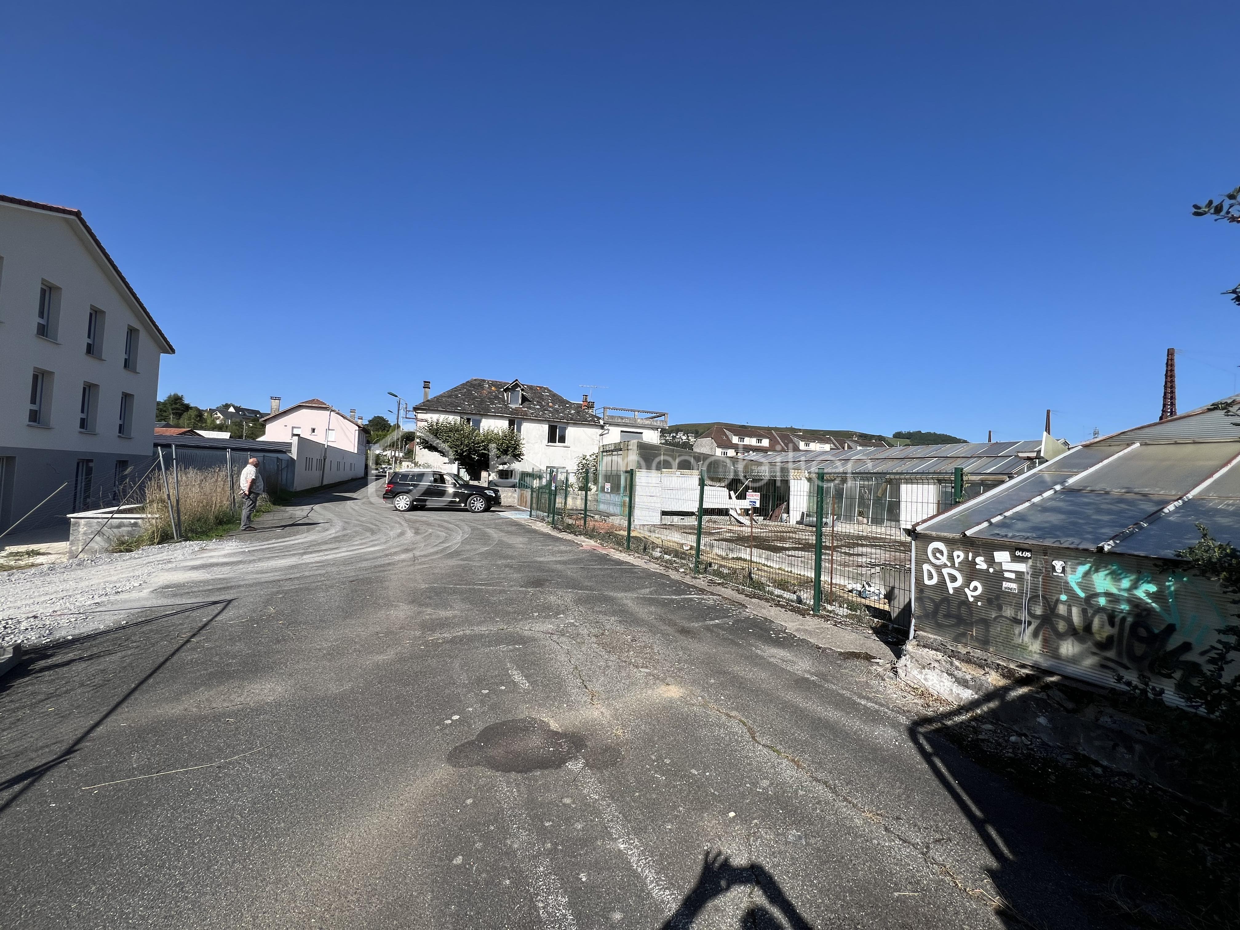 Immeuble de 300 m² - tempImaget1LiwR.png