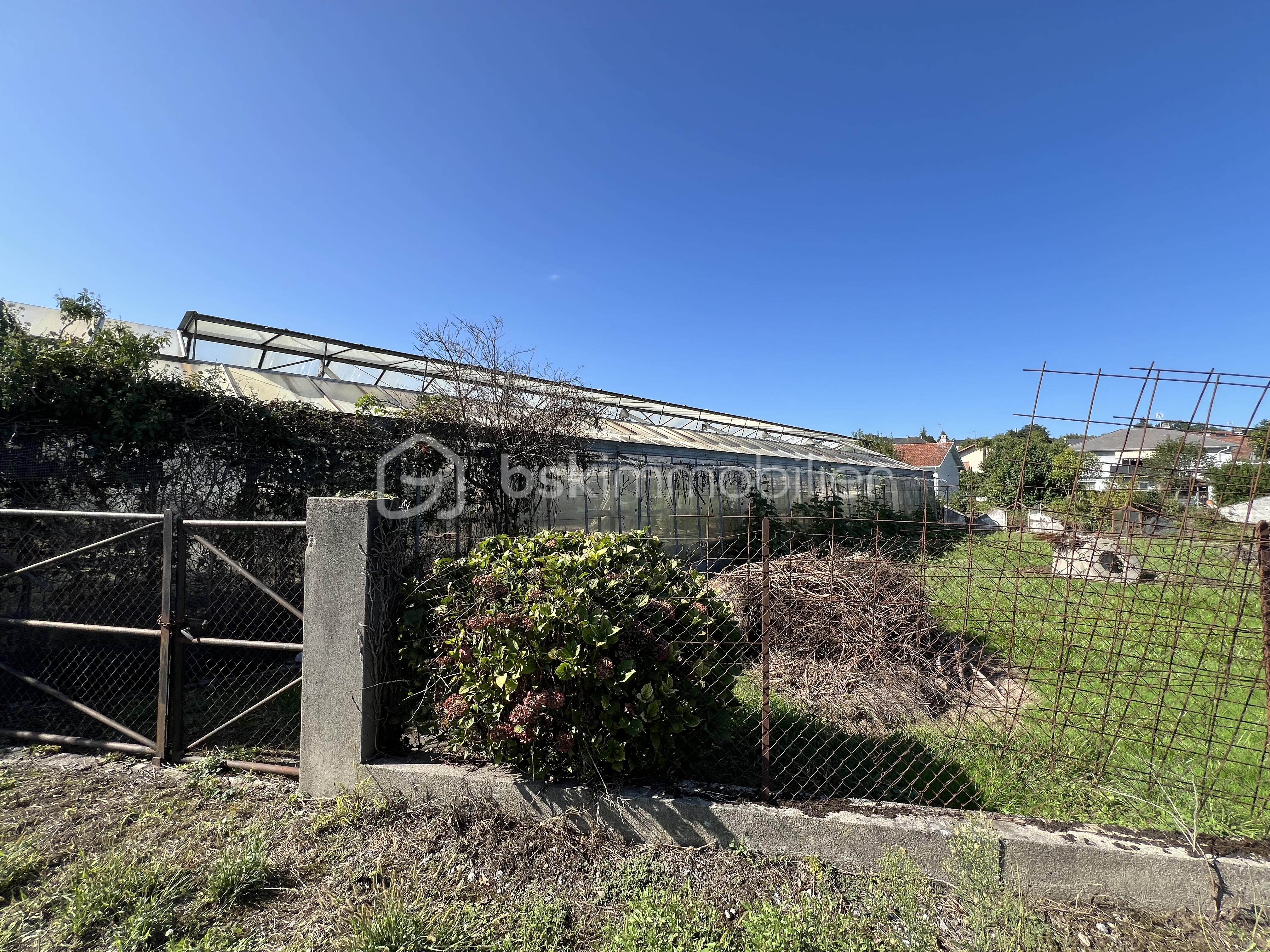 Immeuble de 300 m² - tempImageS6rnlE.png