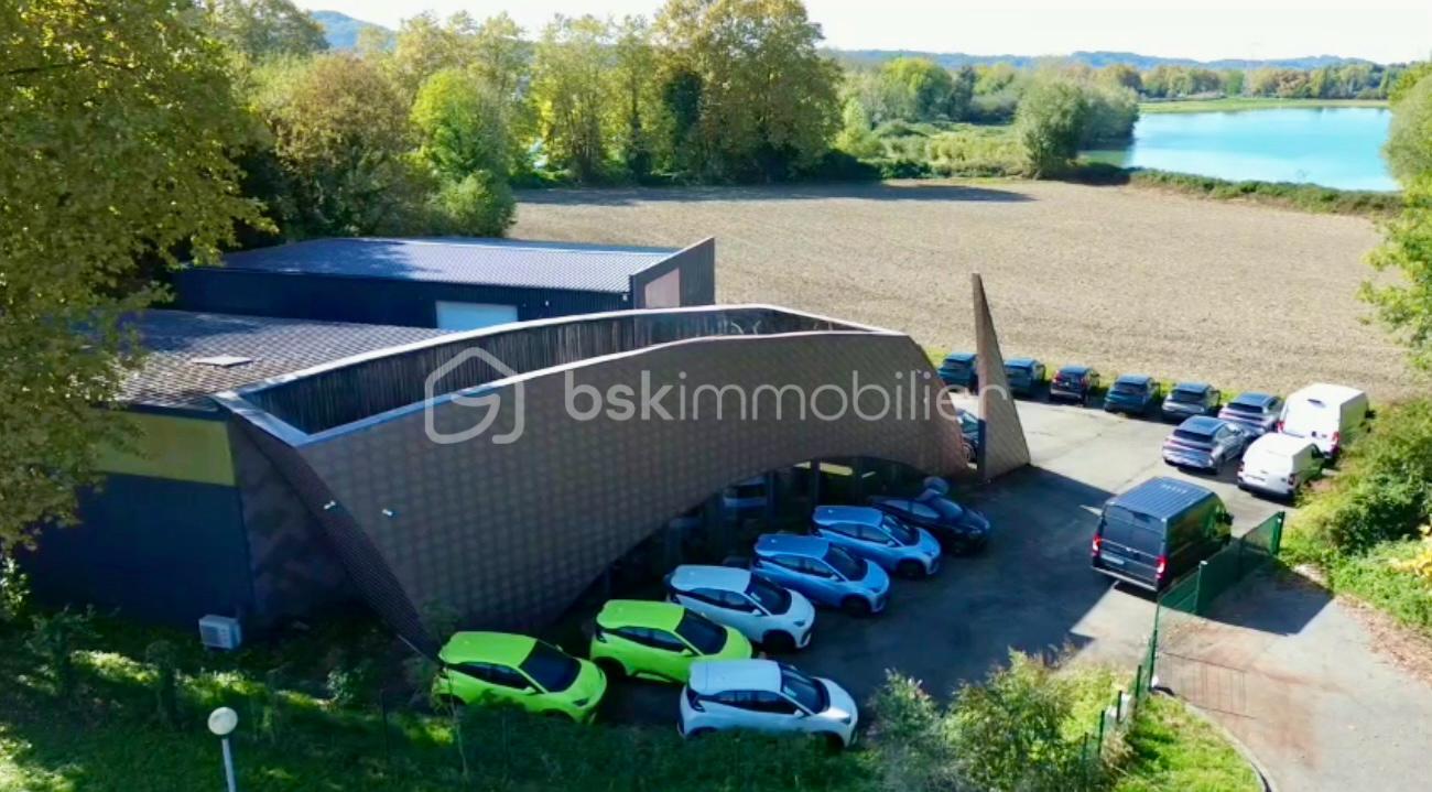 Local d activites de 771 m² - WhatsApp Image 2025-11-10 à 21.08.37_40063292.jpg