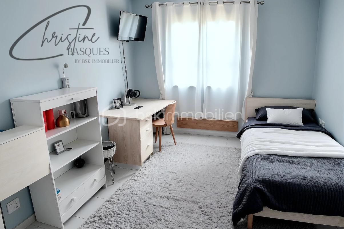 Maison de 154 m² - Vente Maison Escatalens chambre 3.png