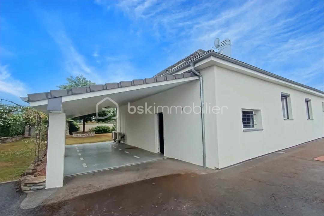 Maison de 140 m² - hoqi-398445e8f6594ae6b96181a9771d7ff4.jpg