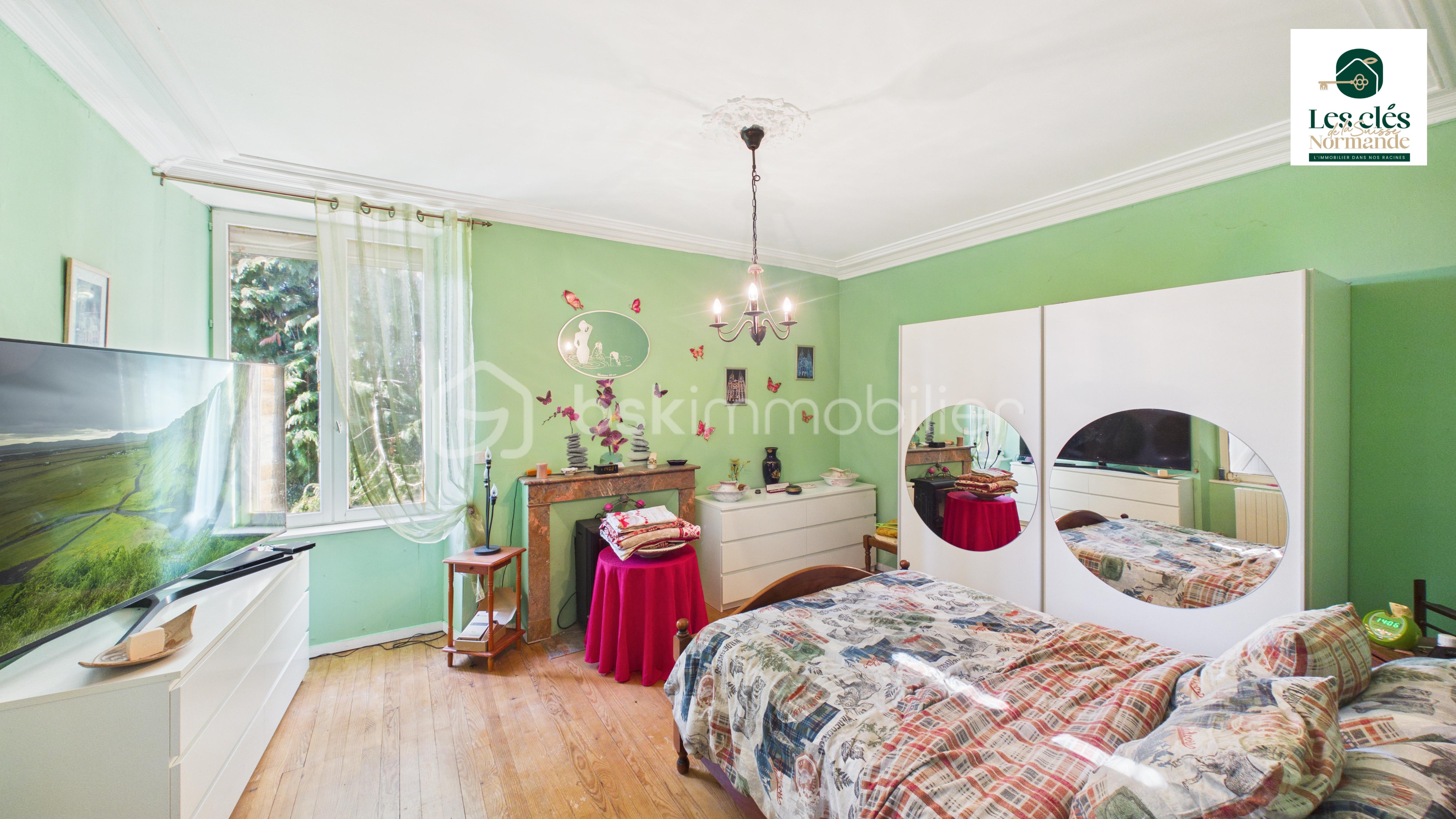CAM04778G0-PR0028-STILL014.jpg