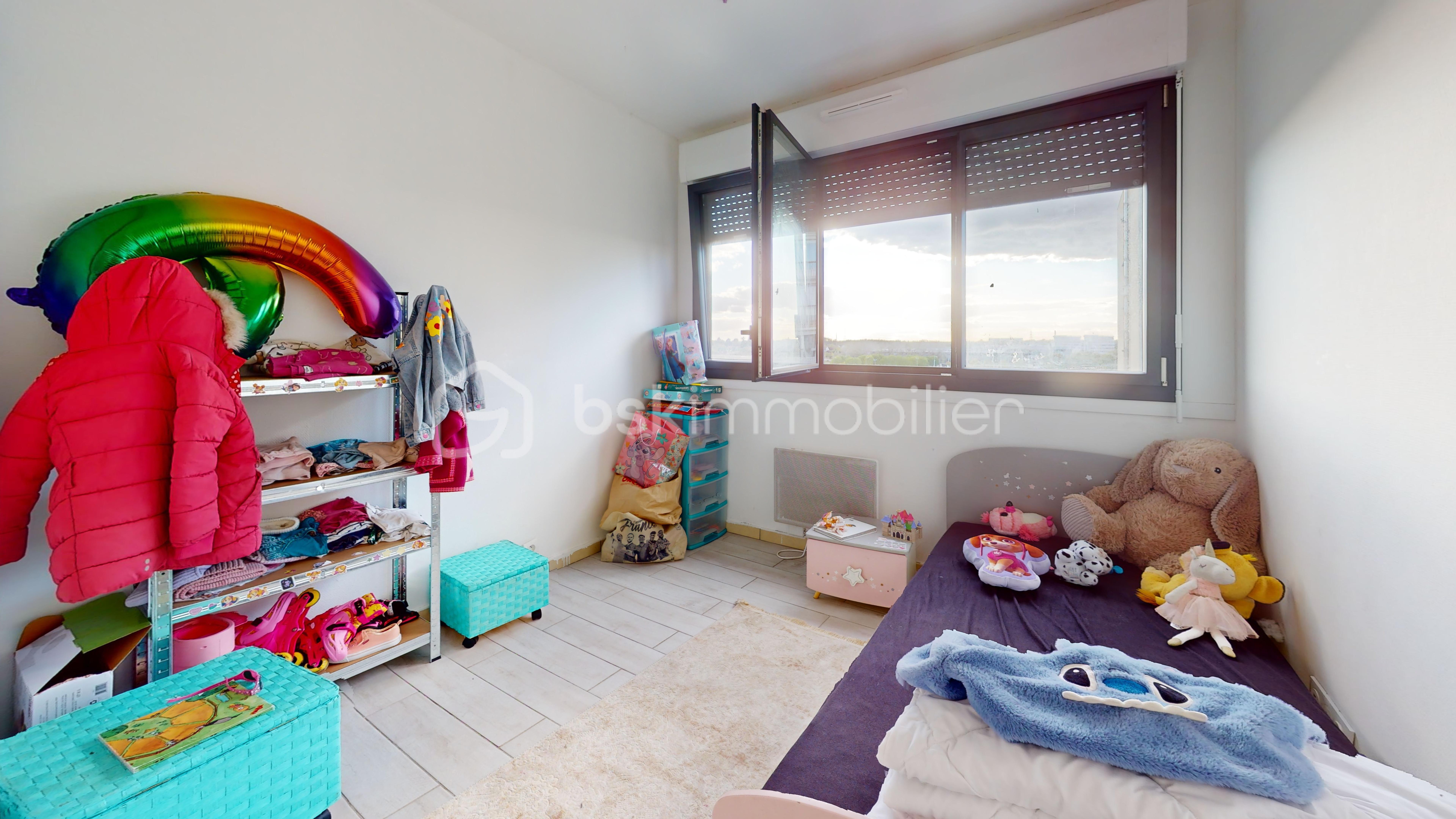 3p-5eme-etage-Bvd-Kennedy-Bedroom 2.jpg