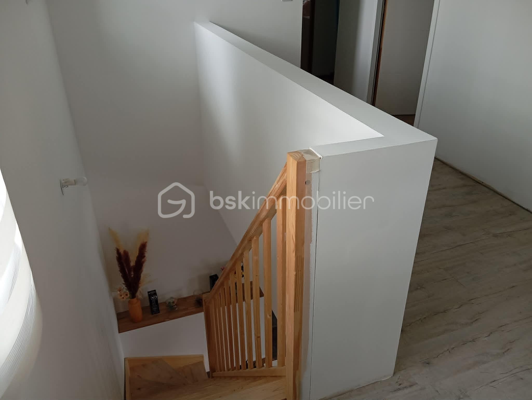 ddecde32-fc1e-41bb-967d-16e53599d791.jpg
