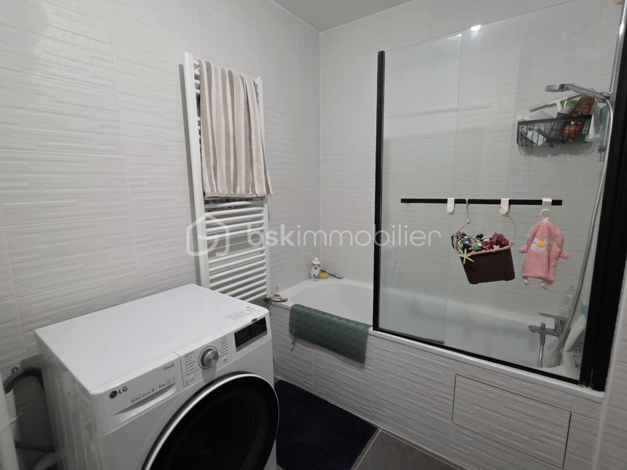 Appartement de 56,75 m² - sdb 2.jpg