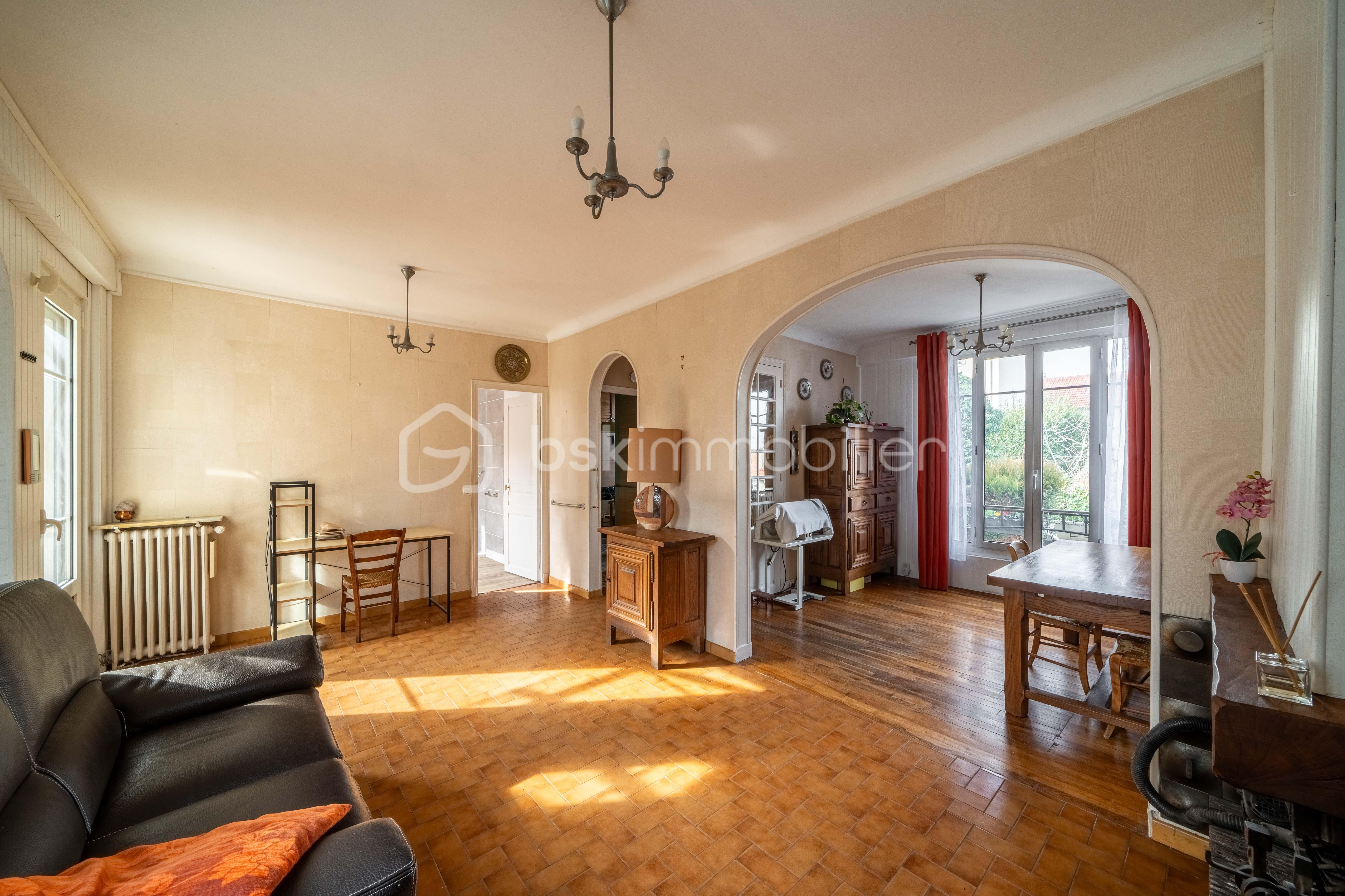 Maison de ville de 132 m² - Salon-SAM.JPG