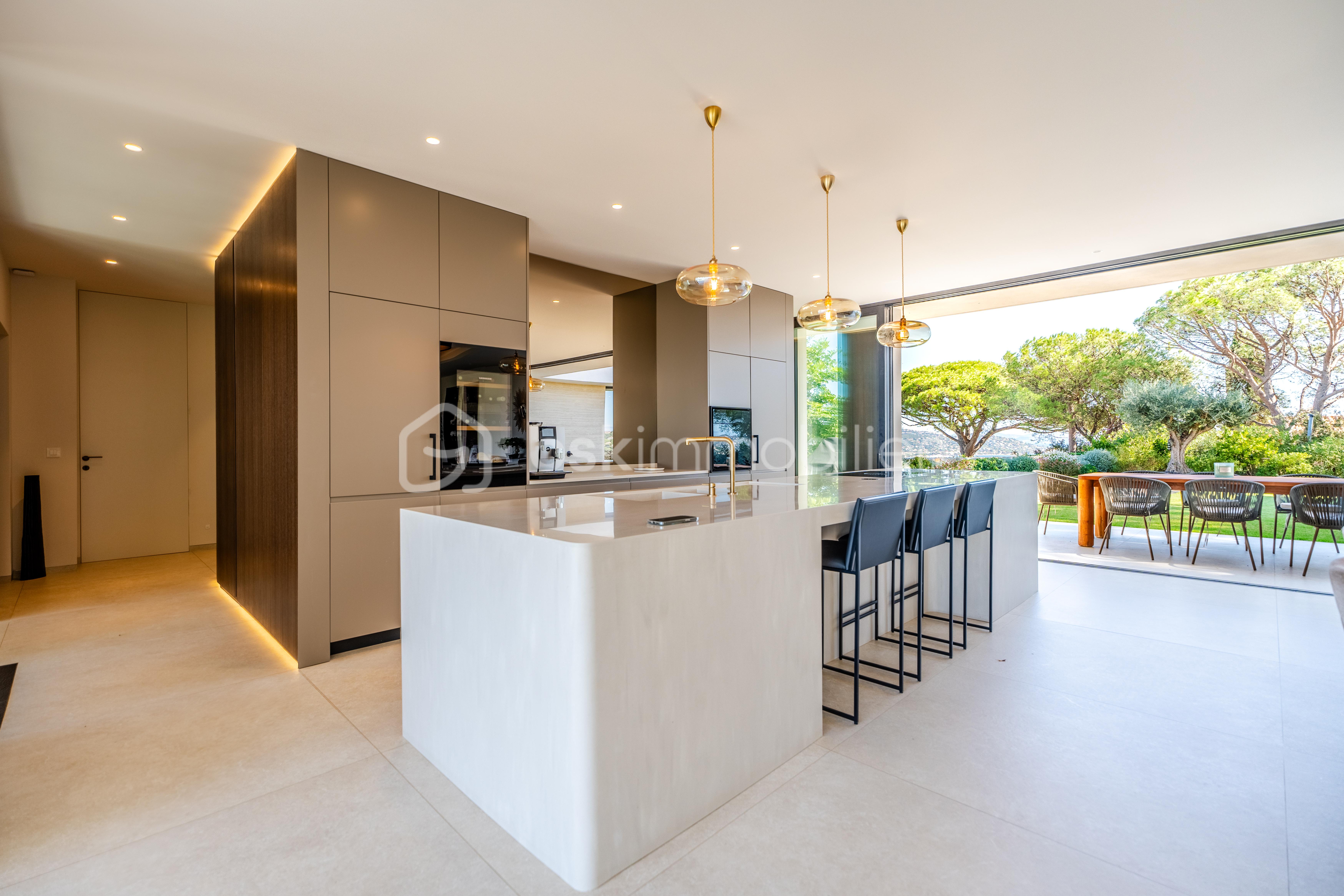 Villa de 385 m² - G.jpg
