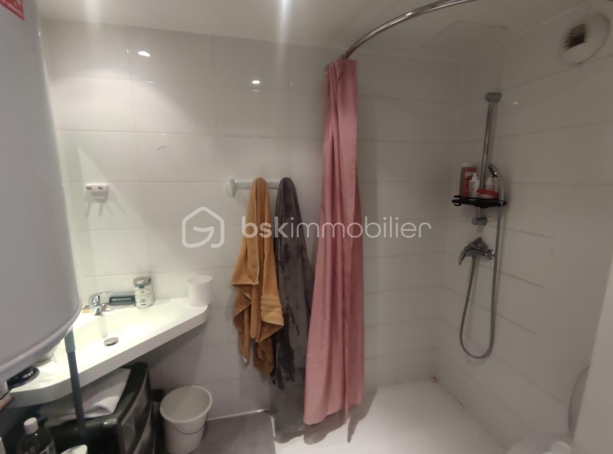 Appartement de 29 m² - PHOTO-2023-05-23-18-34-06 (3).jpg