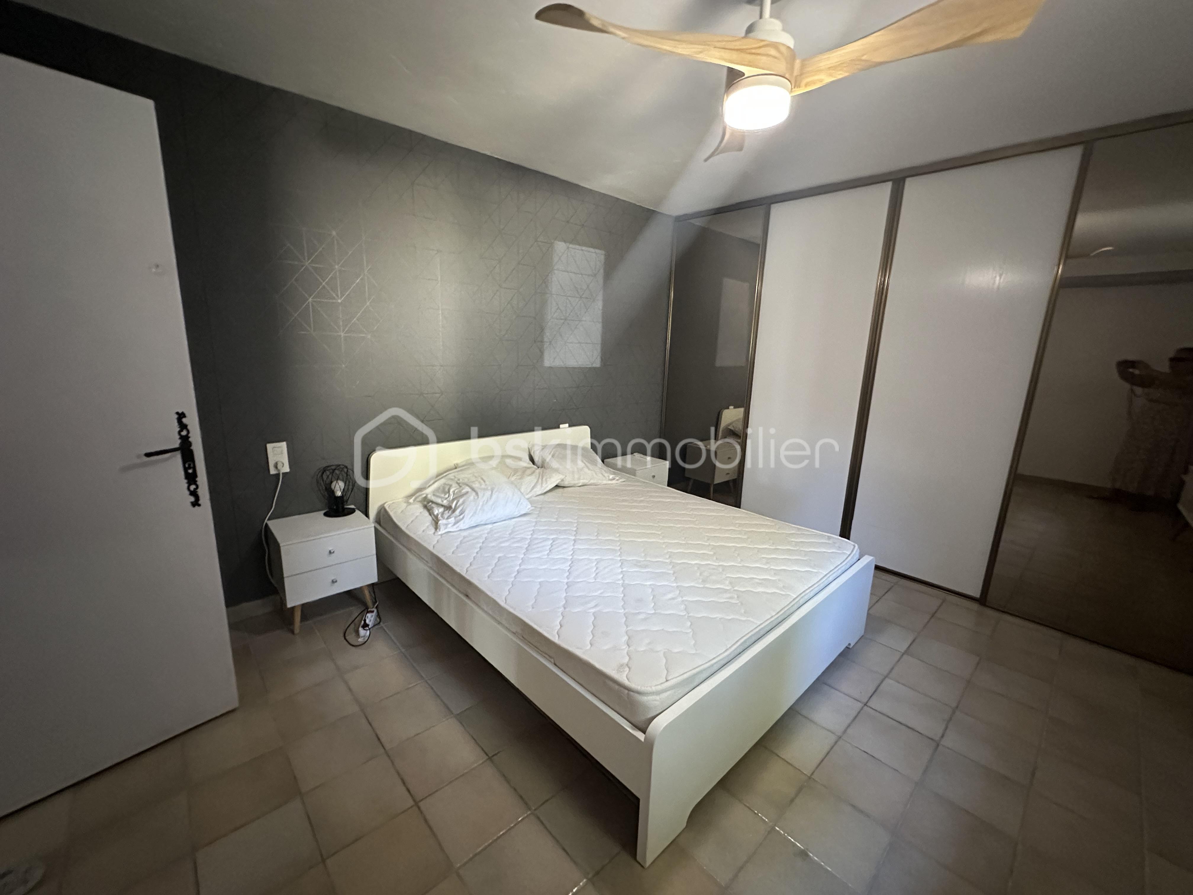 chambre bas maisonn yelena.jpeg