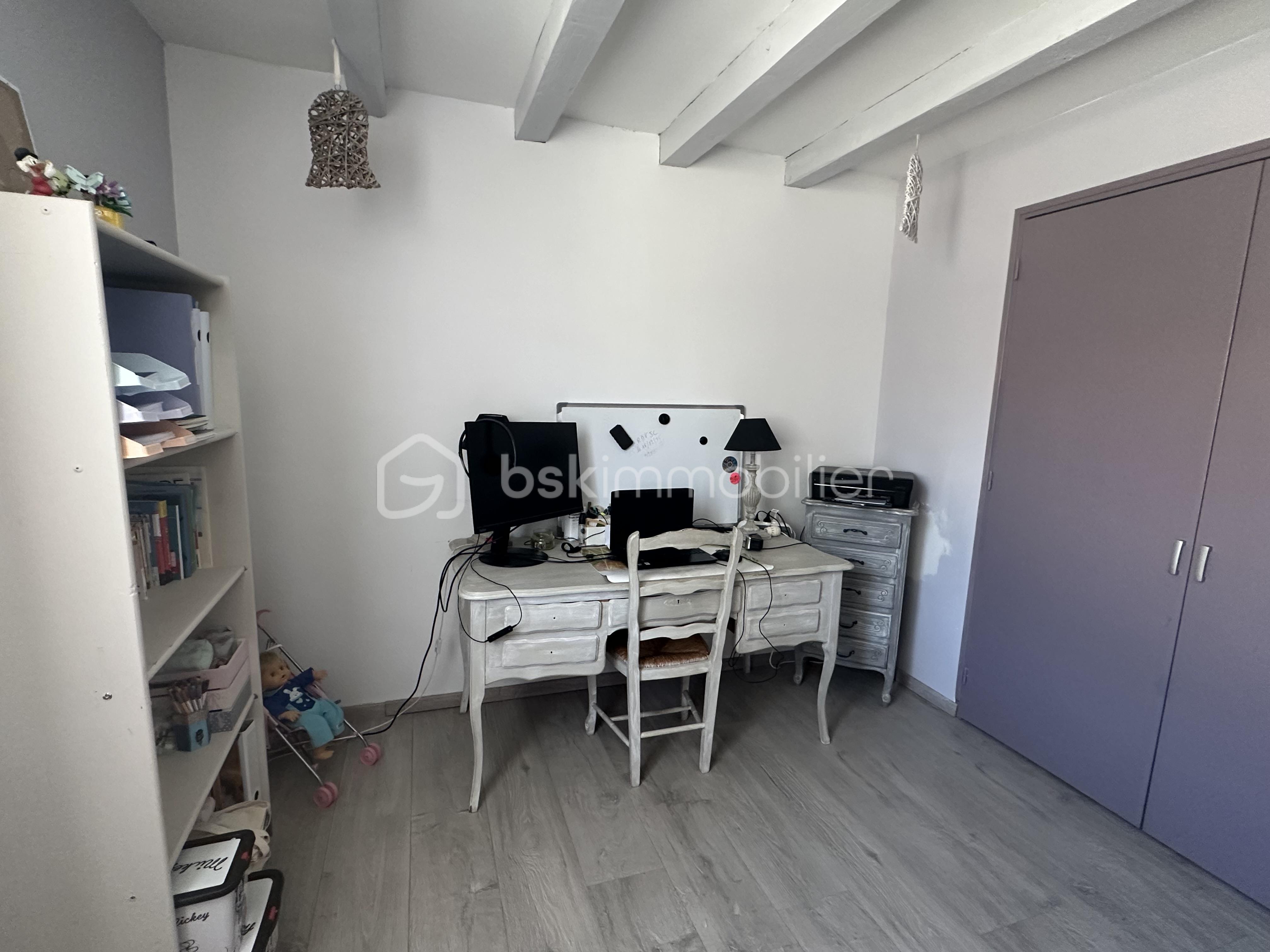 bureau maison yelena.jpeg