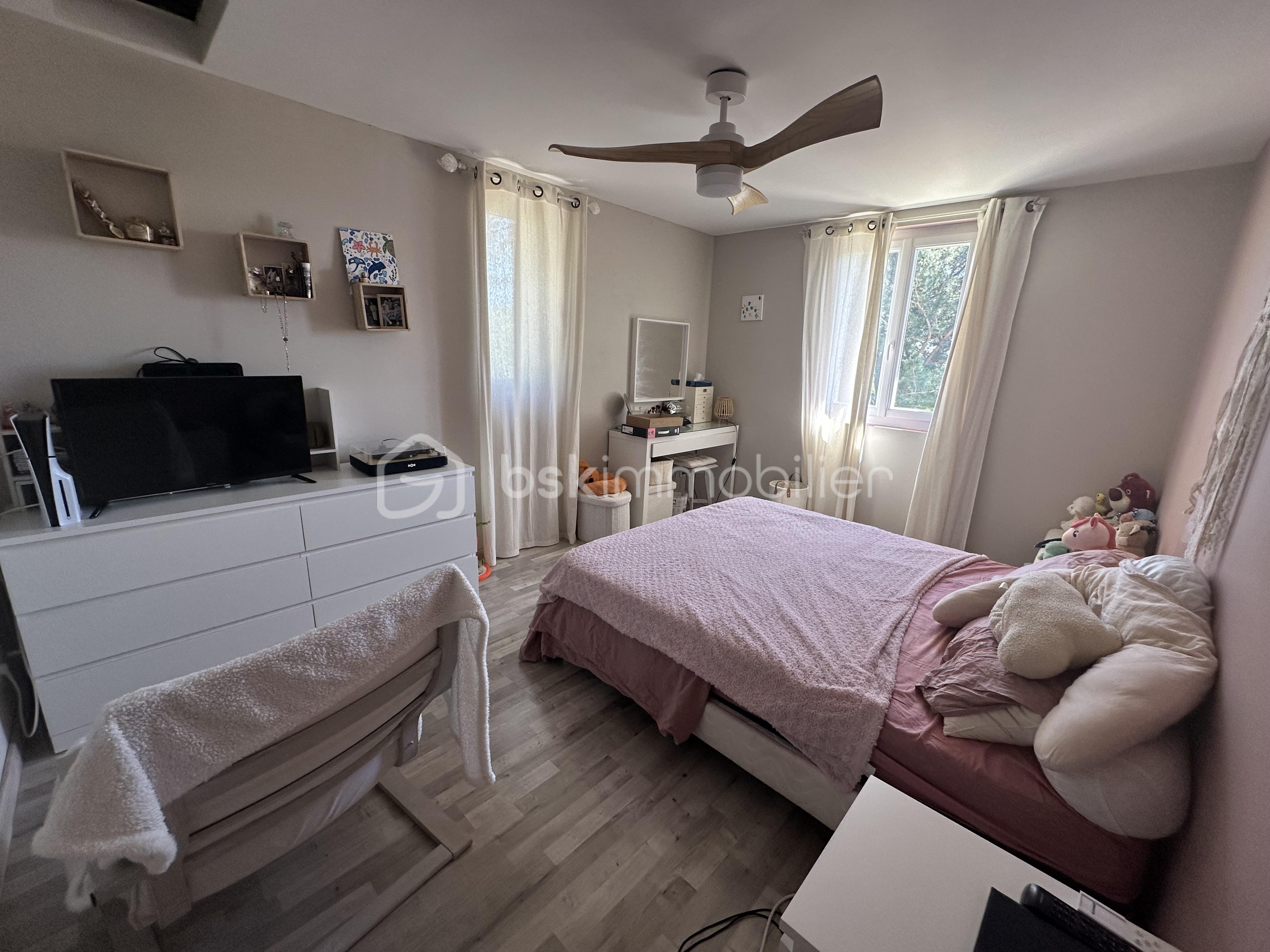 chambre yelena maison.jpeg