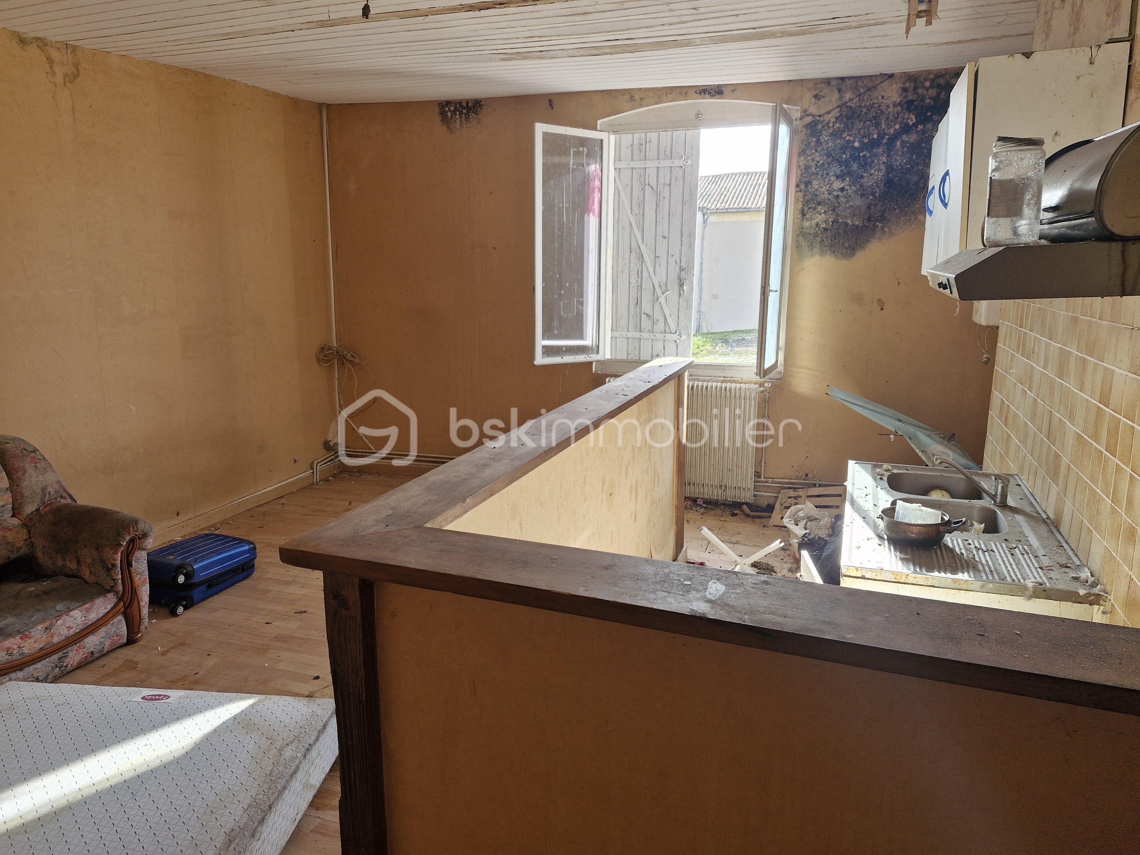 Immeuble de 375 m² - 20241112_105320.jpg