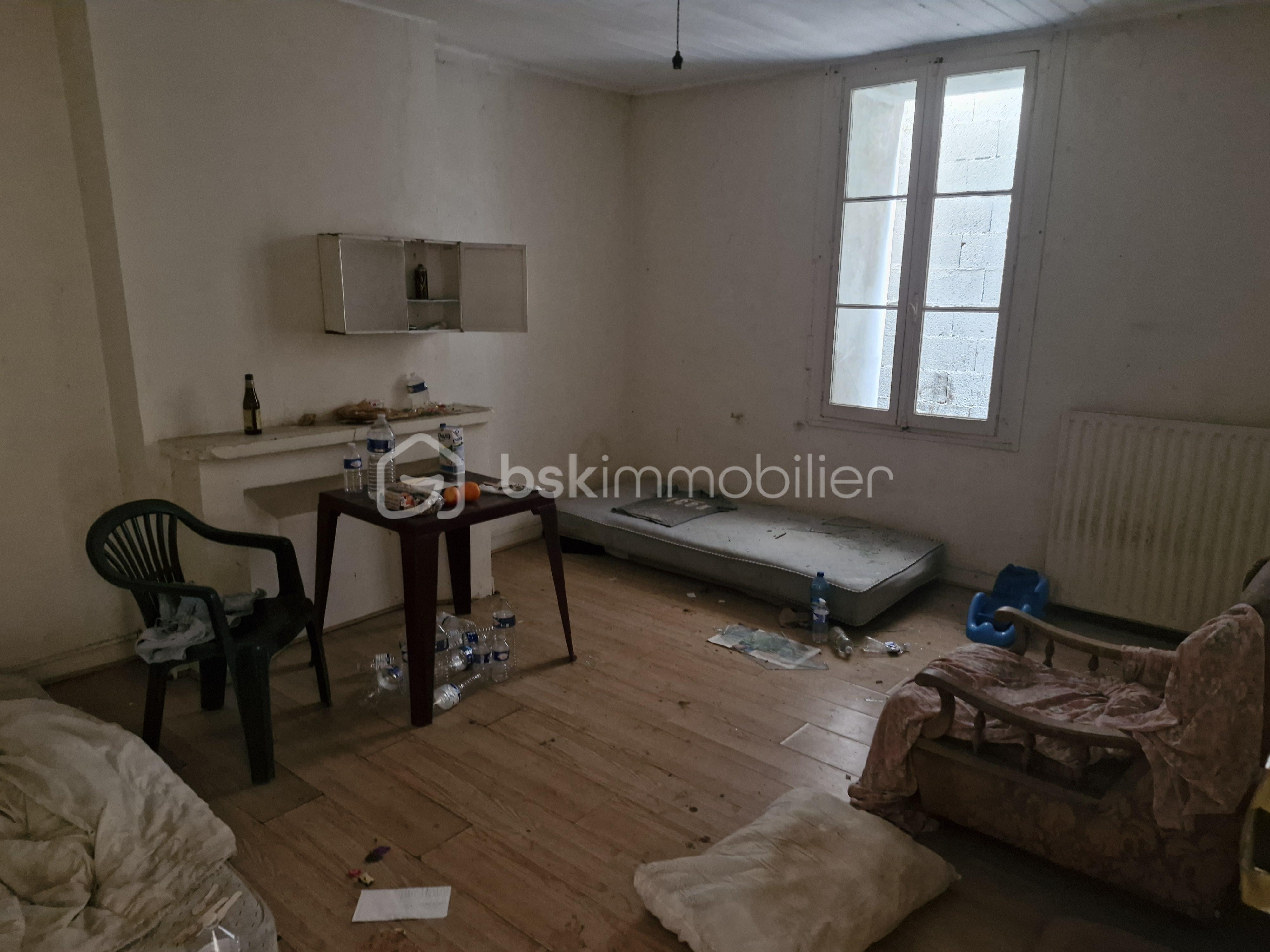 Immeuble de 375 m² - 20241112_105402.jpg