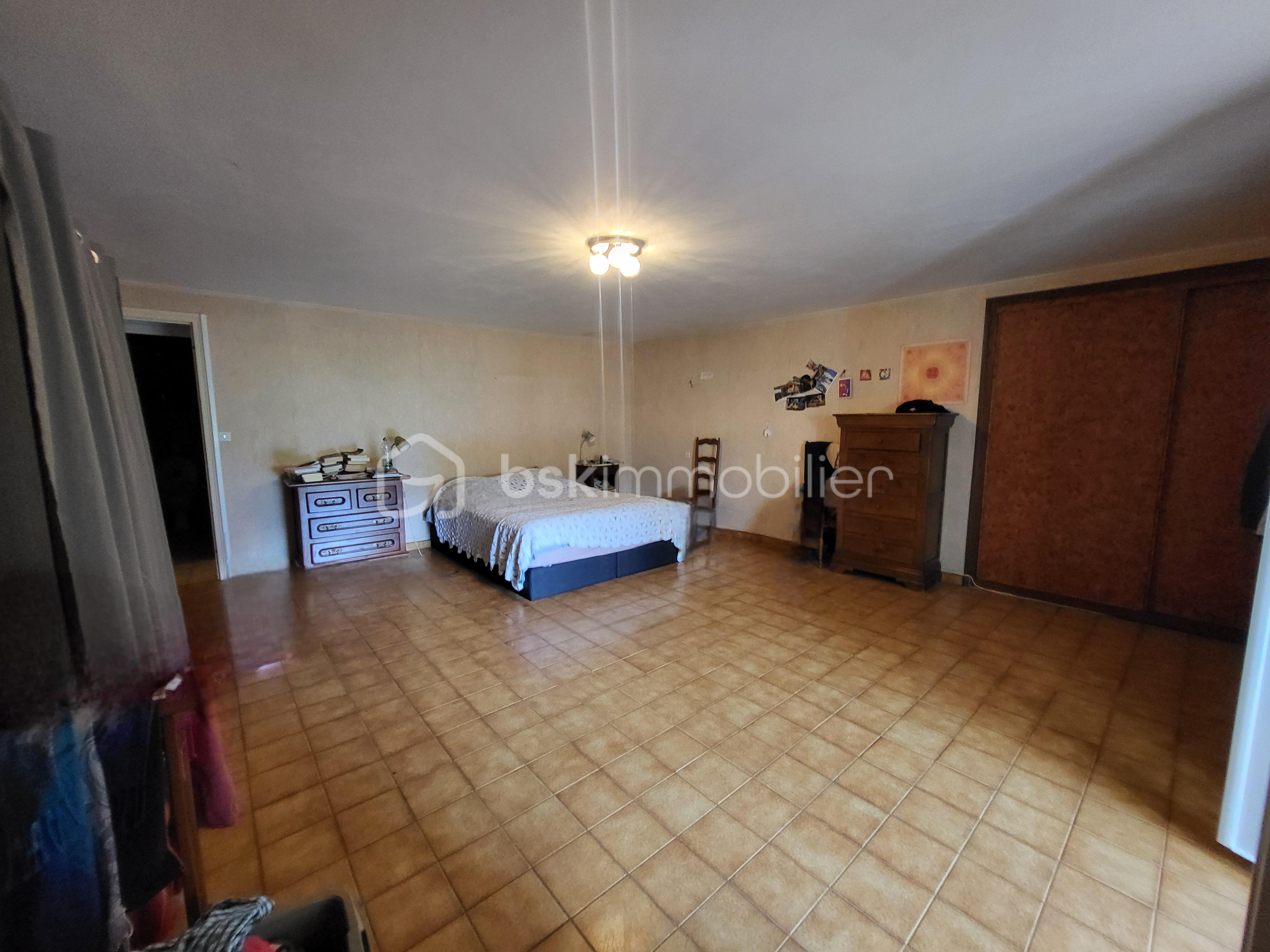 Corps de ferme de 269 m² - 20250703_1018222.jpg