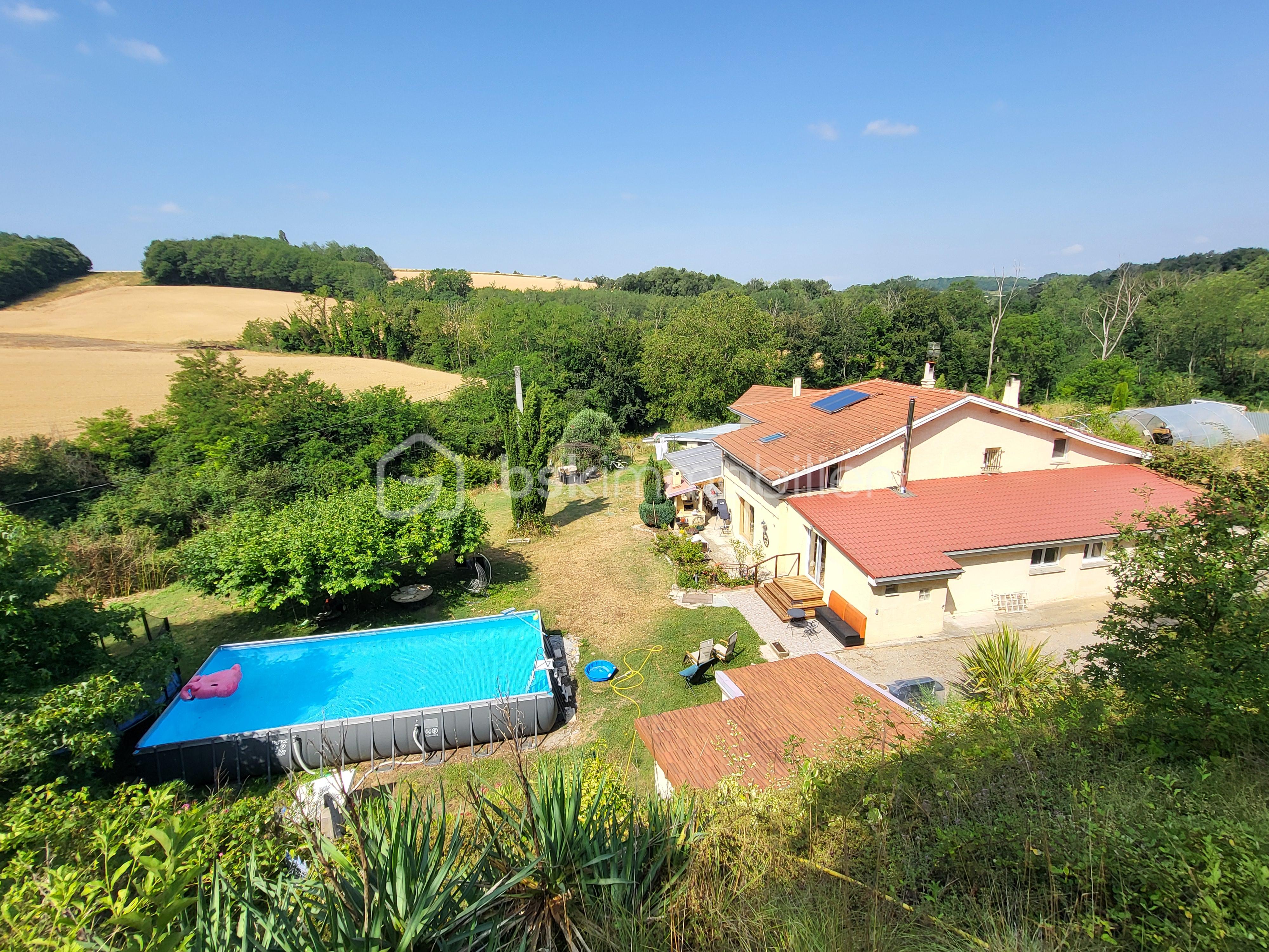 Corps de ferme de 269 m²