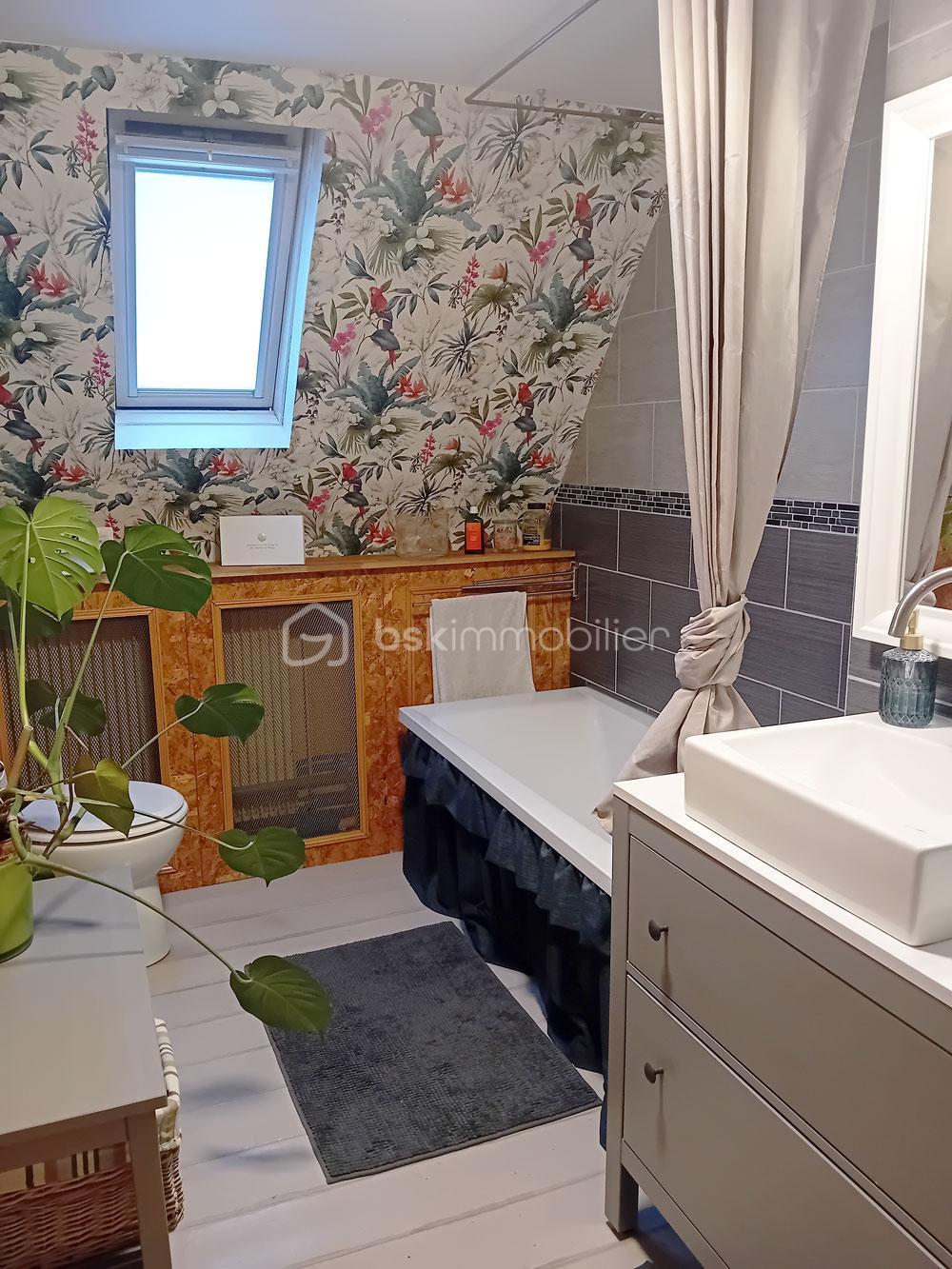 Maison de ville de 116 m² - sdb.jpg