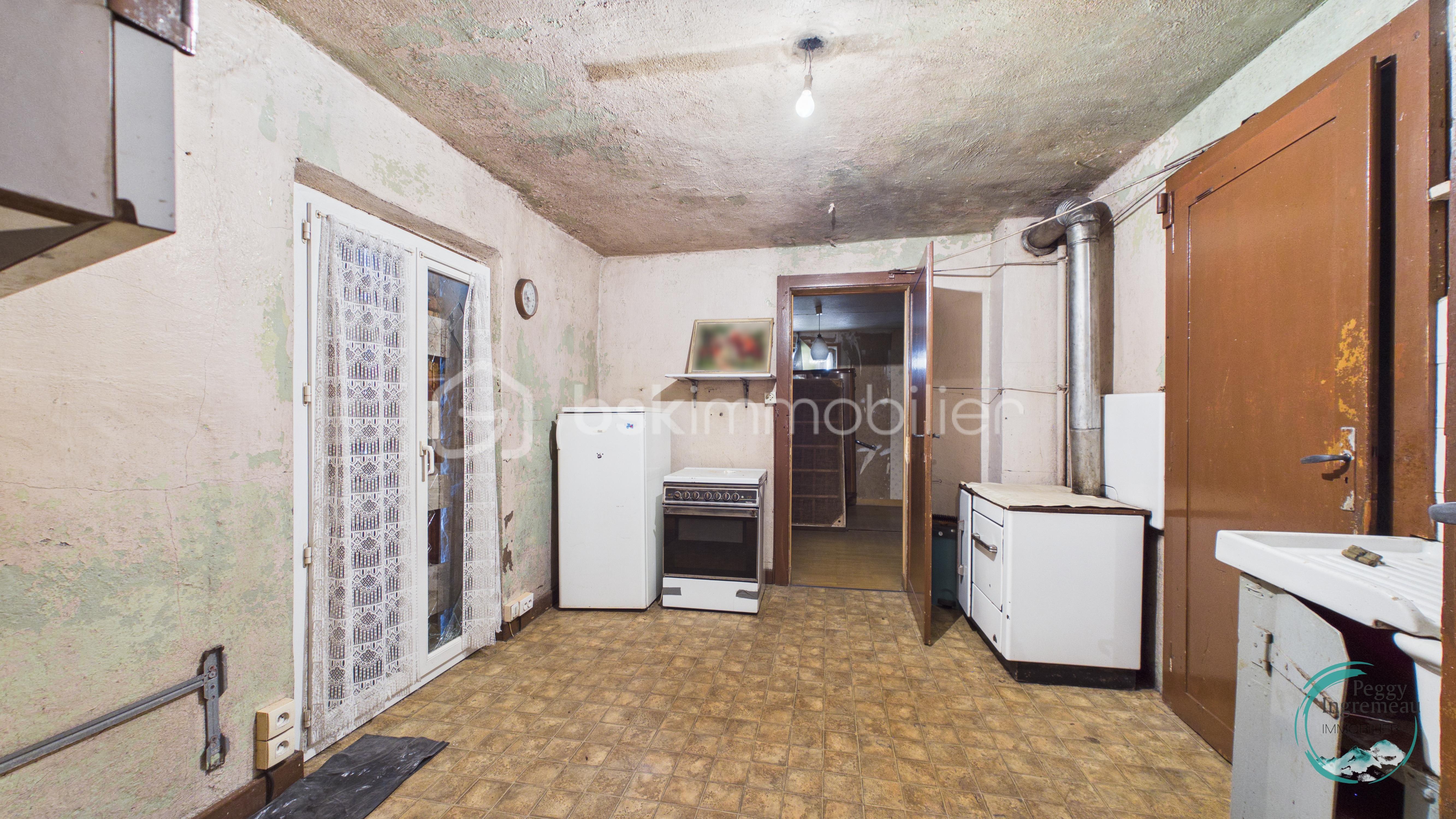 CAM02031G0-PR0073-STILL023.jpg