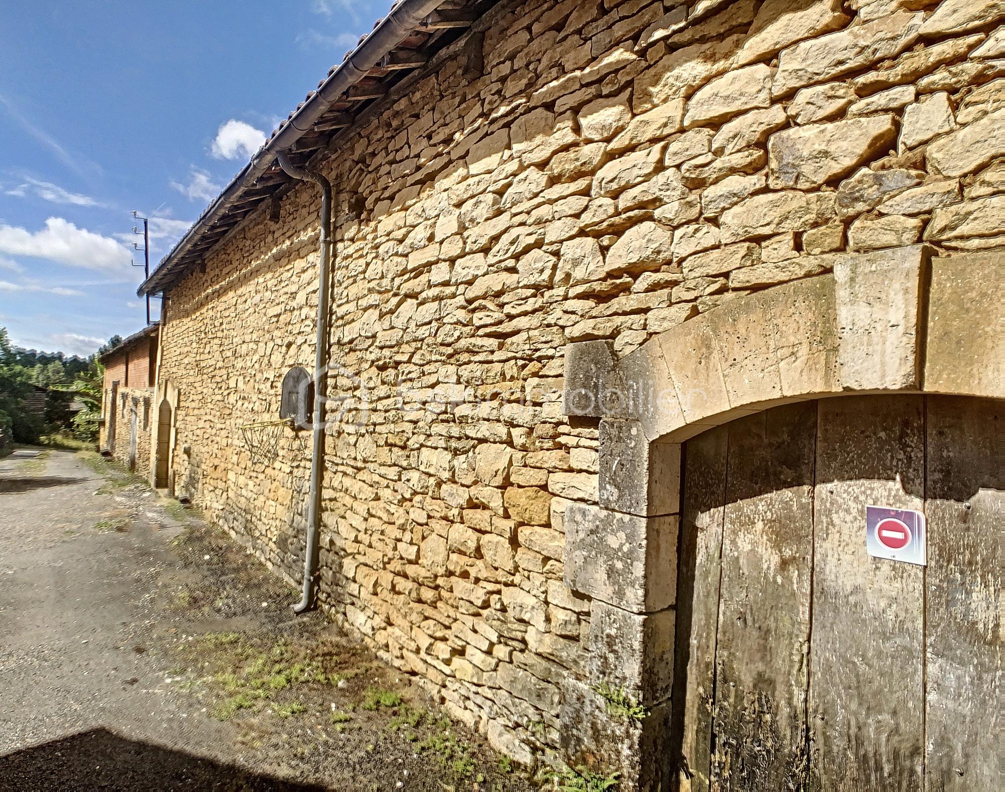 Corps de ferme de 80 m² - 22.jpg