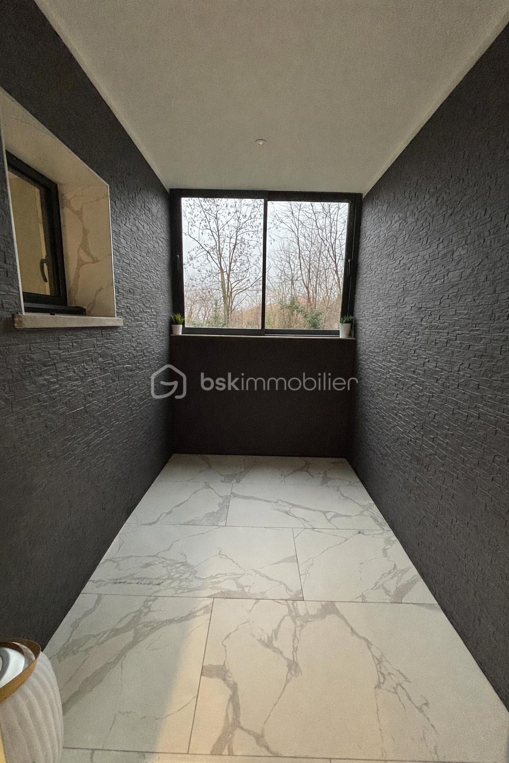 Maison de 243 m² - original-234C6ADB-B093-47C1-8DB7-F827C9BA3E12.jpeg