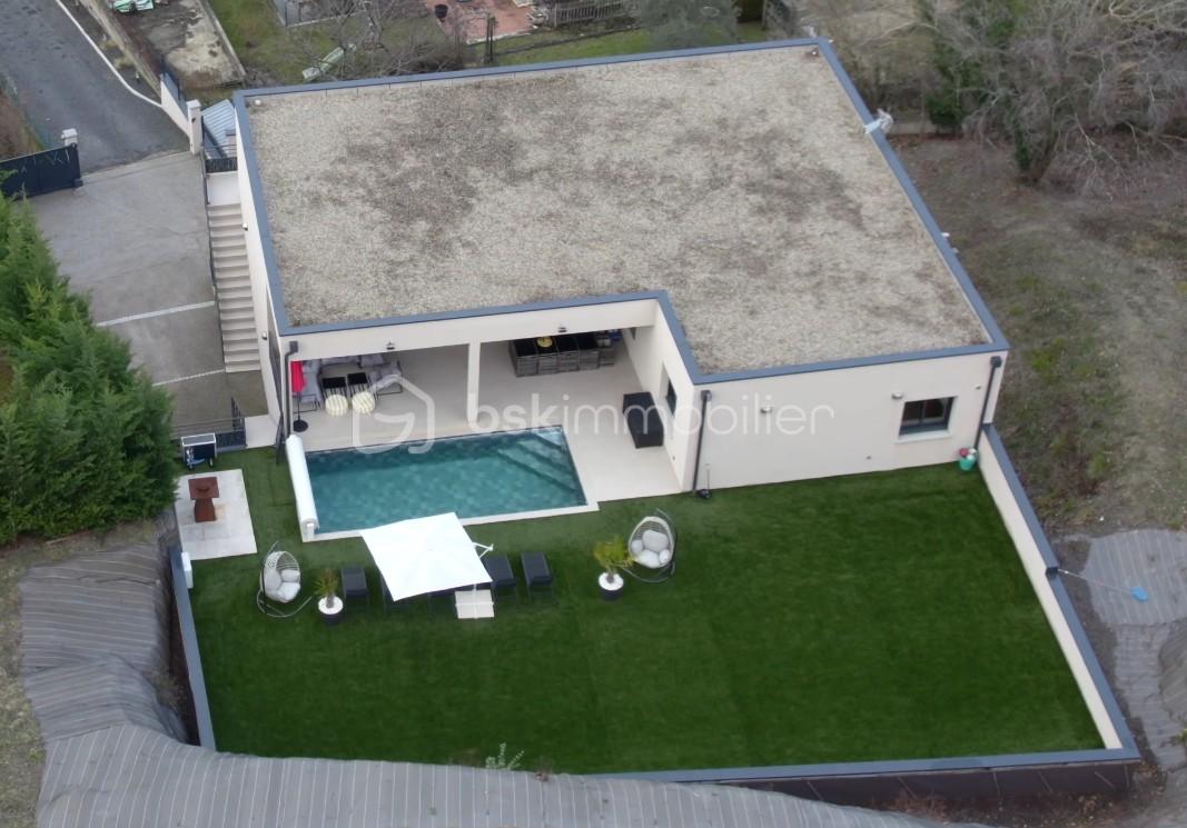 Maison de 243 m² - f906f443-1e58-42f5-83ee-aac88eb0ca63.jpg