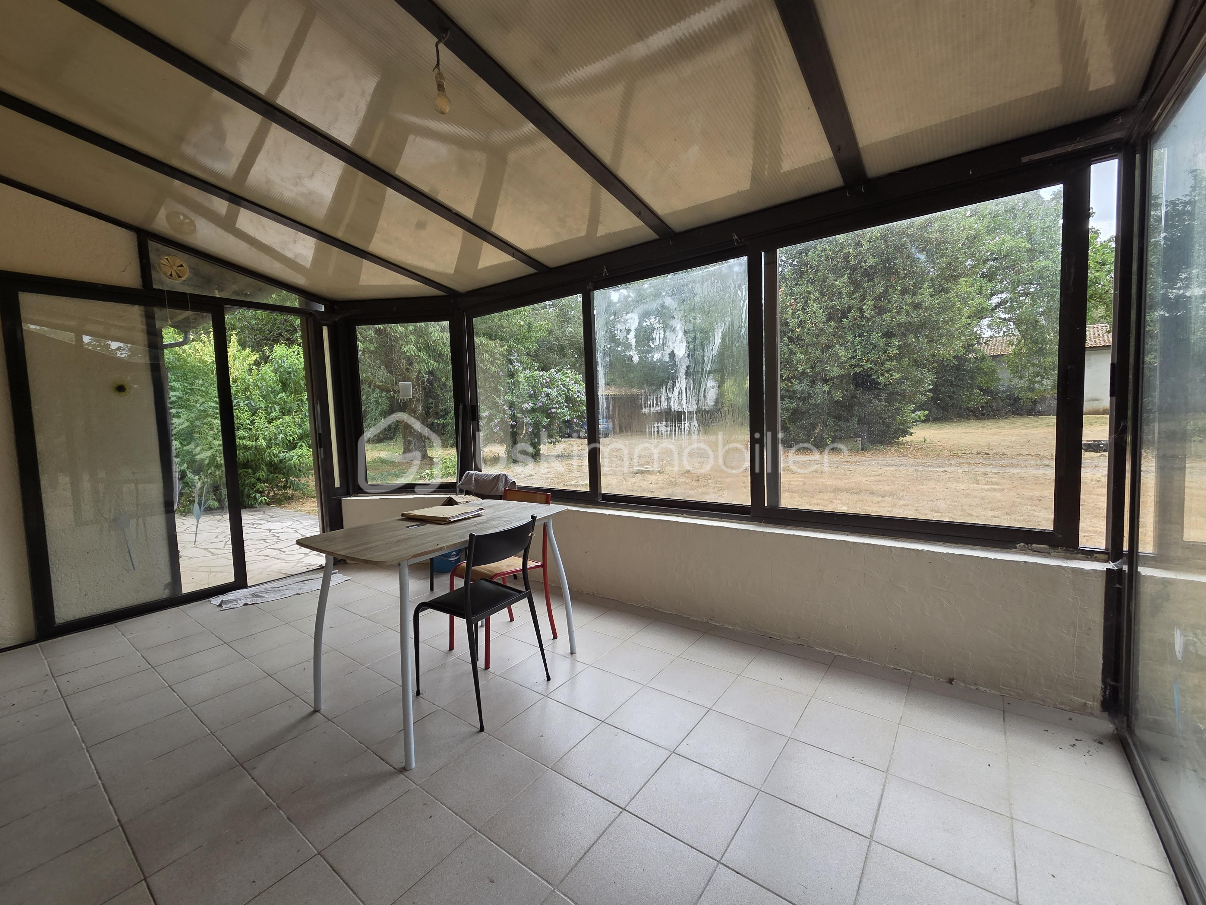 VERANDA 3.jpg