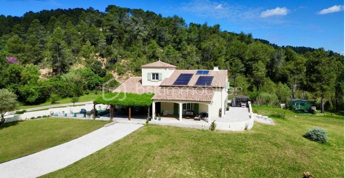 Maison de 285 m² - photo extérieur 6.jpg