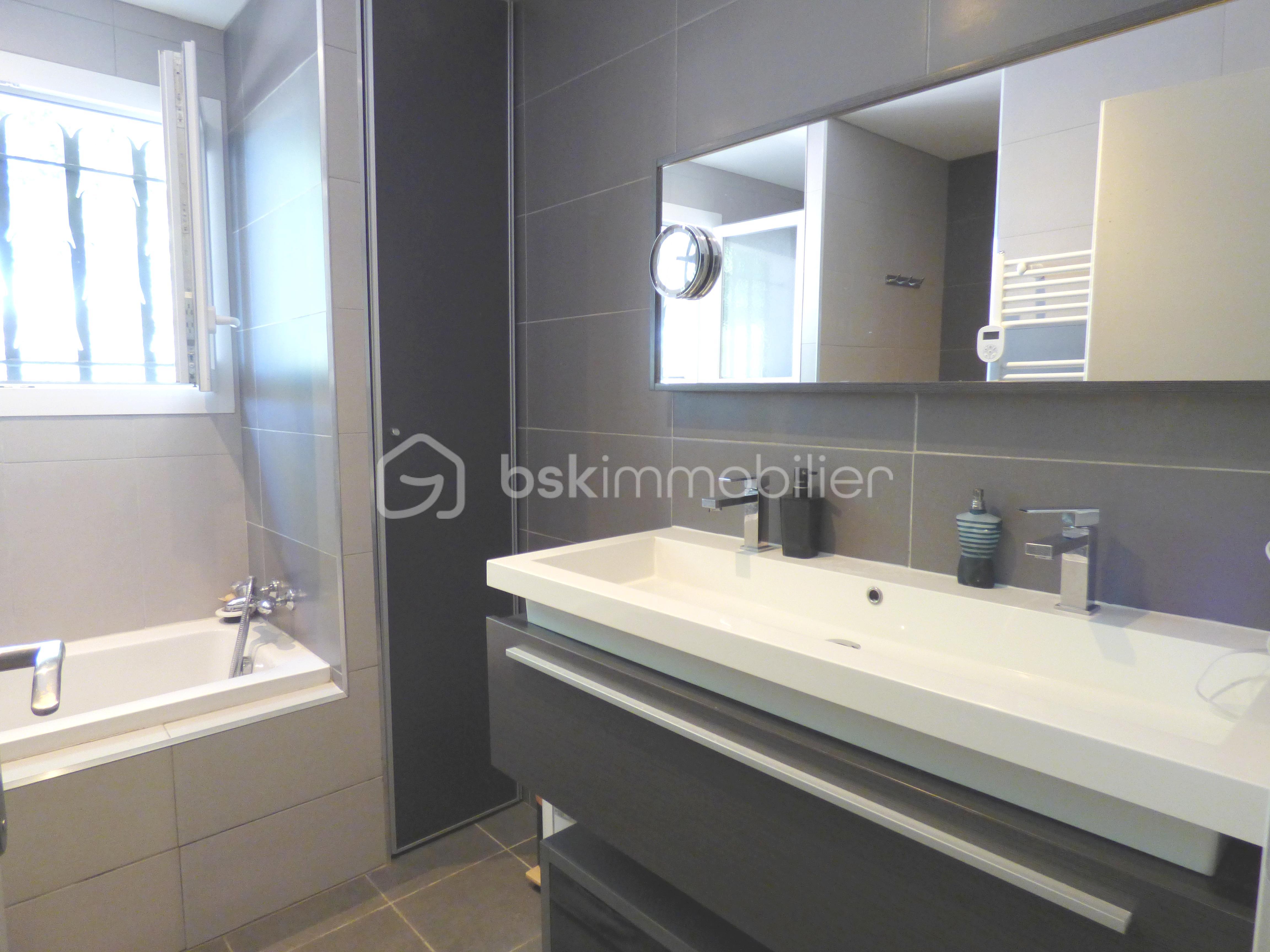 SDBF.JPG
