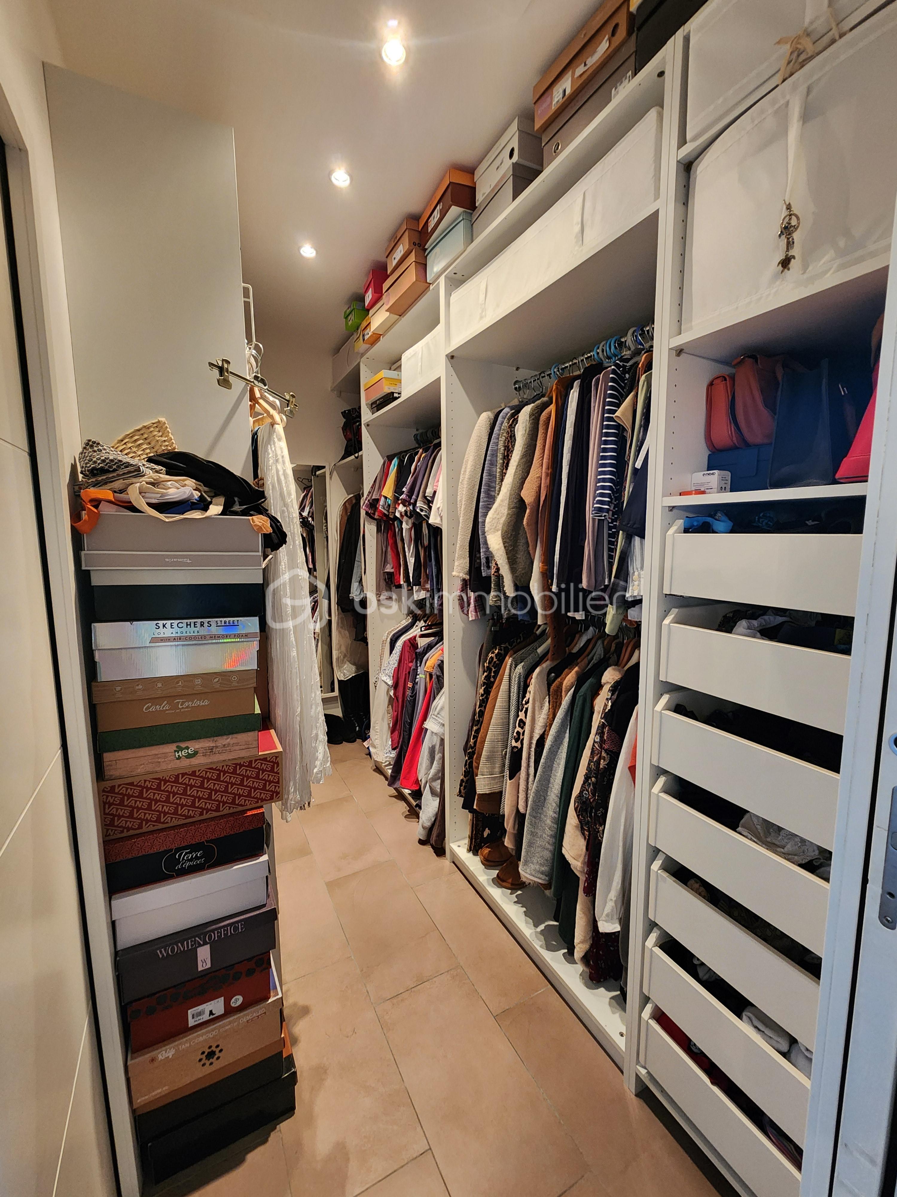 Villa de 170 m² - Dressing.jpg