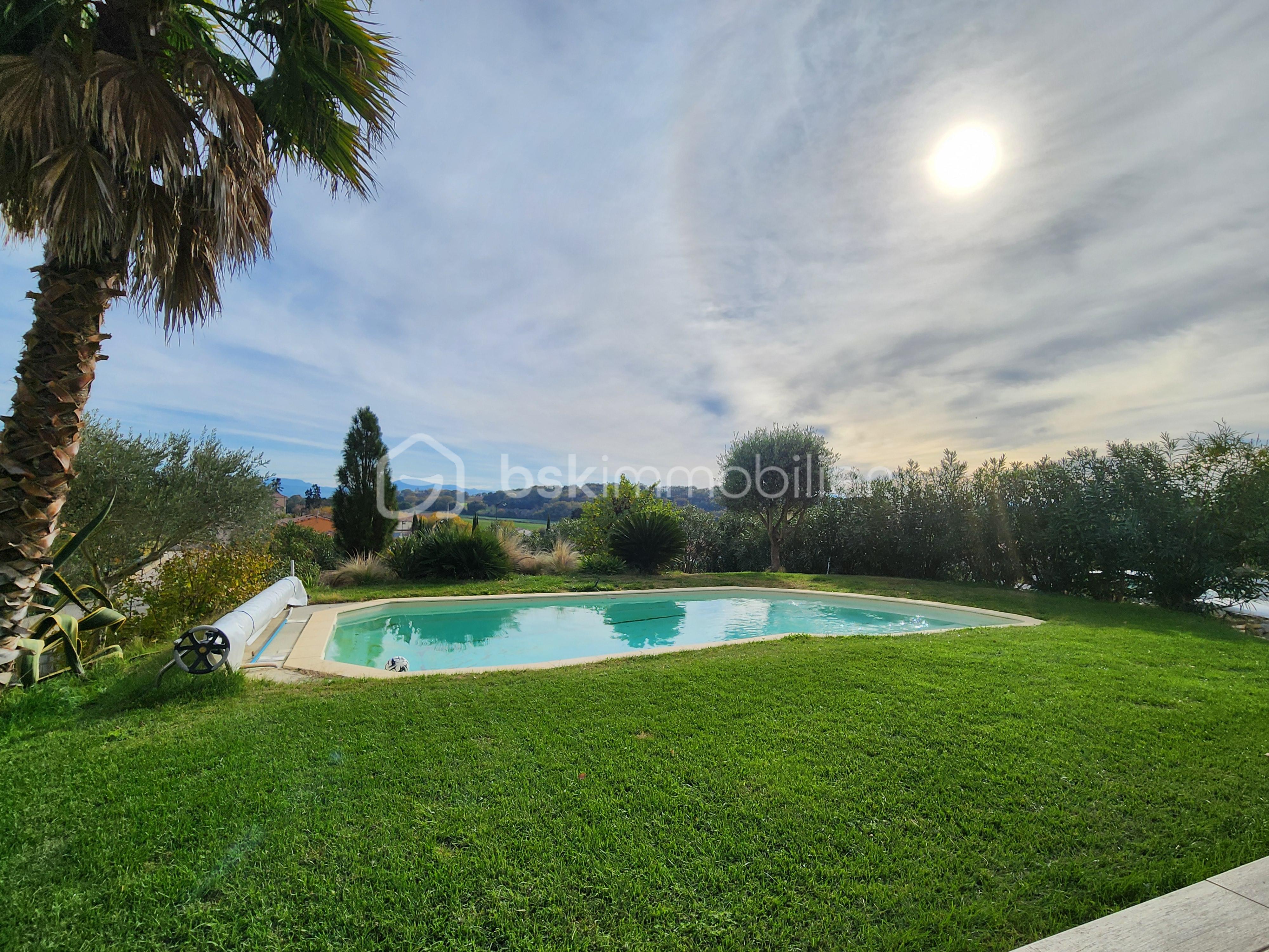 Villa de 170 m² - Piscine.jpg