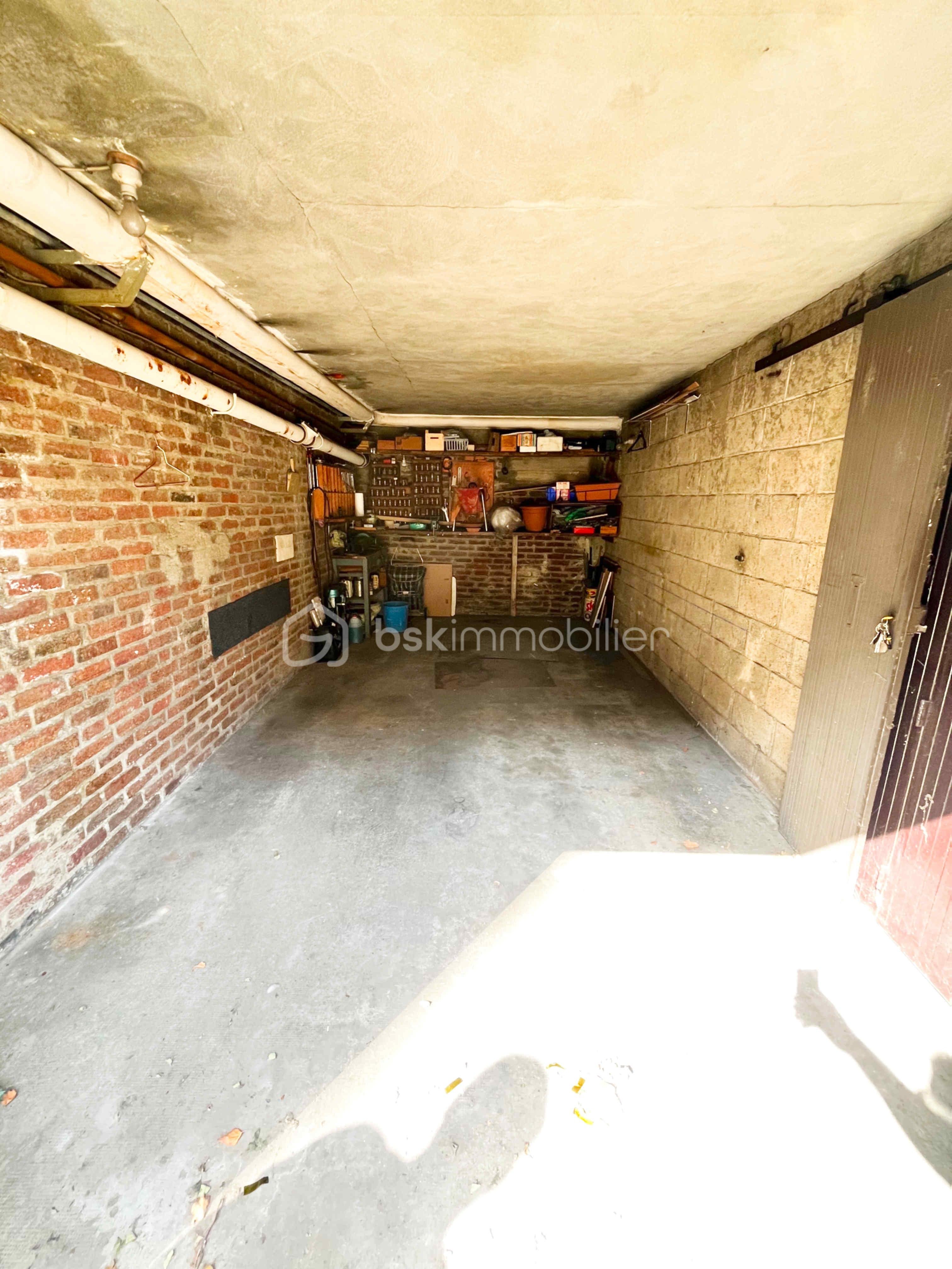 appartement-levallois-perret-parking-box.jpg