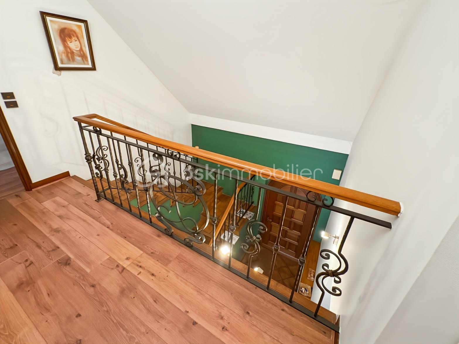 Maison en pierre de 180,04 m² - balustre.jpg