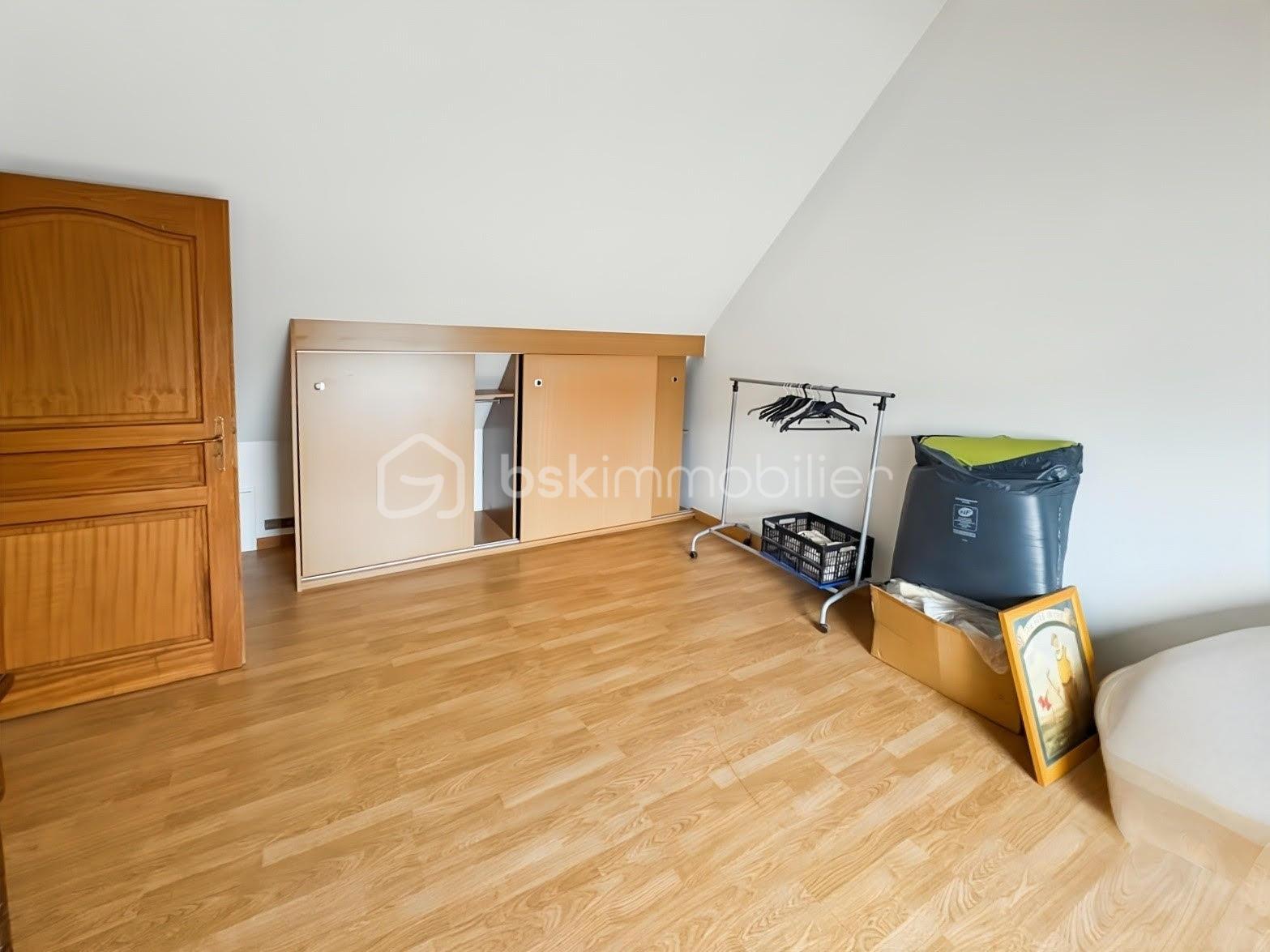 Maison en pierre de 180,04 m² - chambre 6.jpg